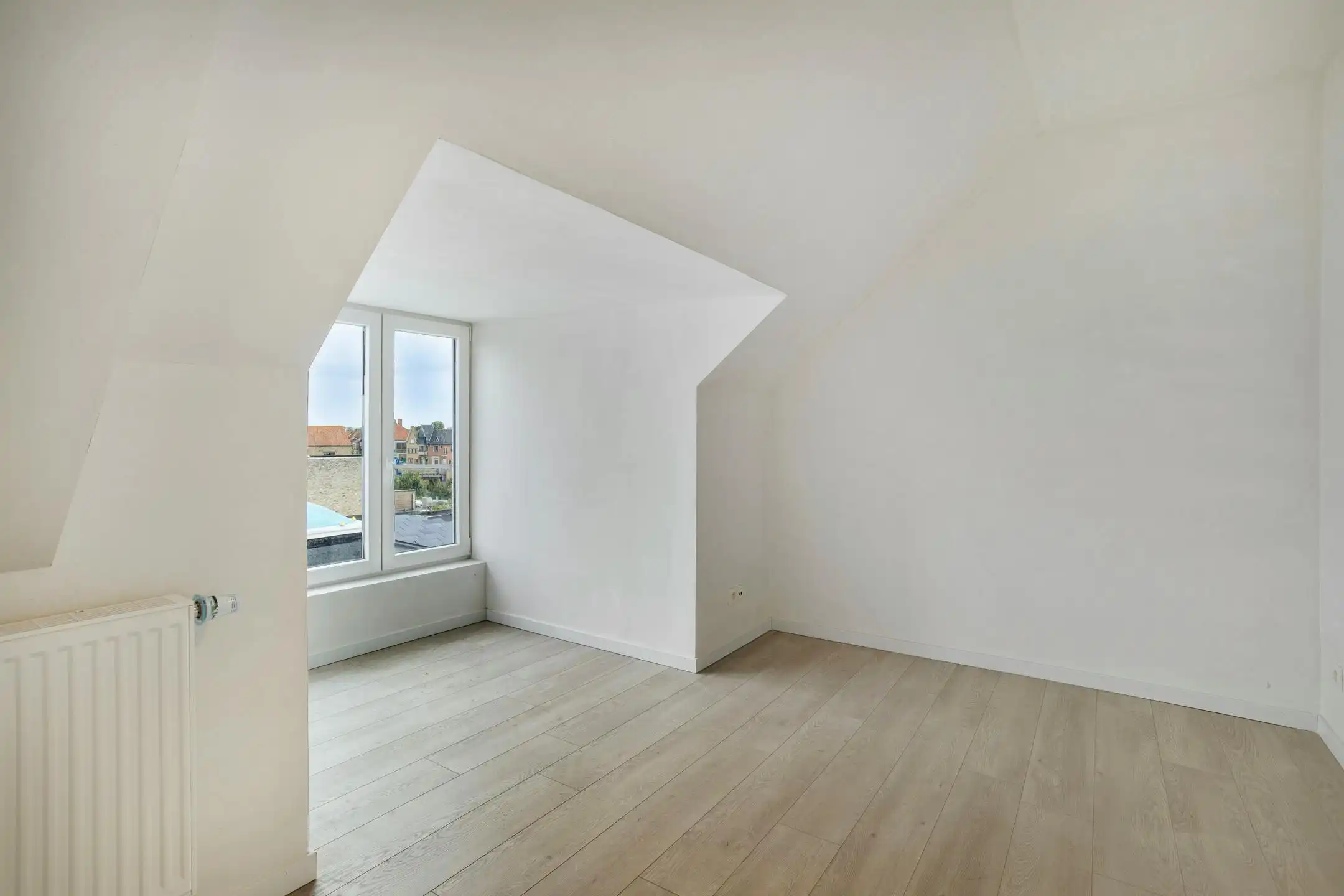 Appartement met drie slaapkamers in het centrum van Veurne. foto 15