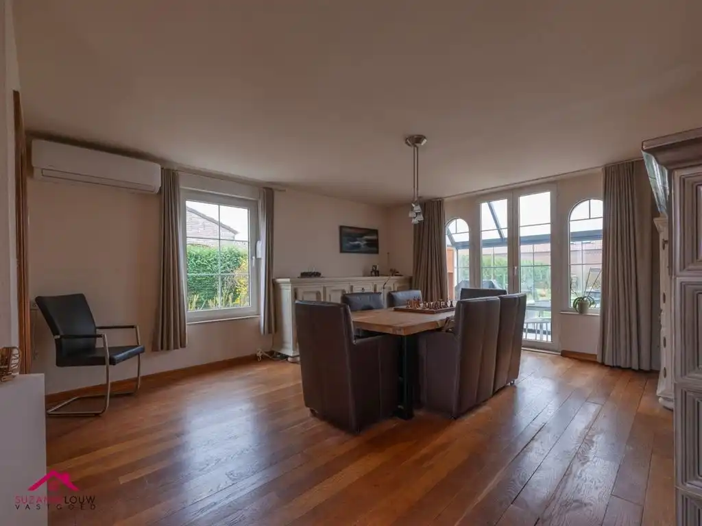 Charmante vrijstaande woning foto 22