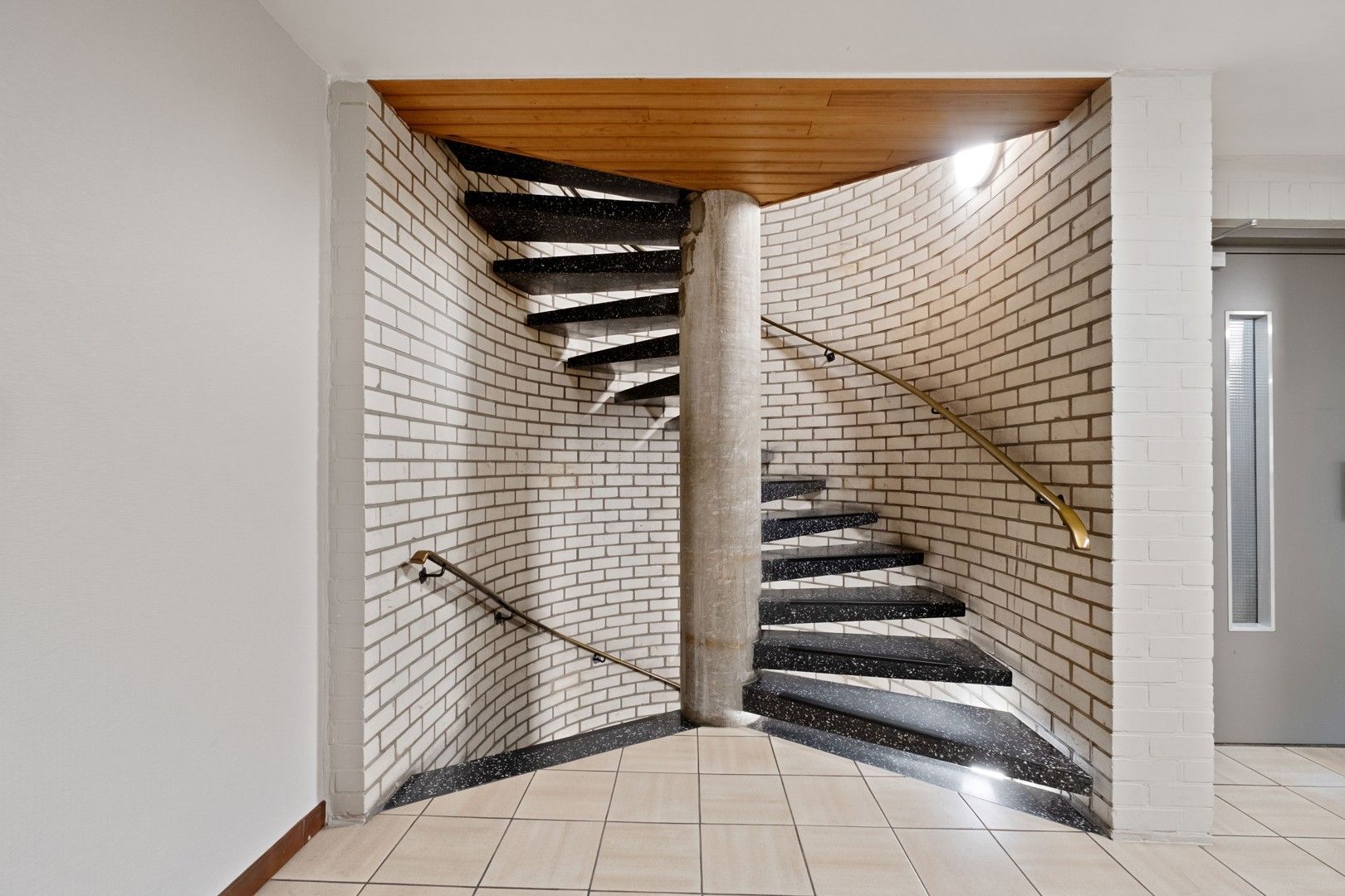 Gelijkvloers 2 slaapkamer-appartement op een topligging in Merelbeke foto 17