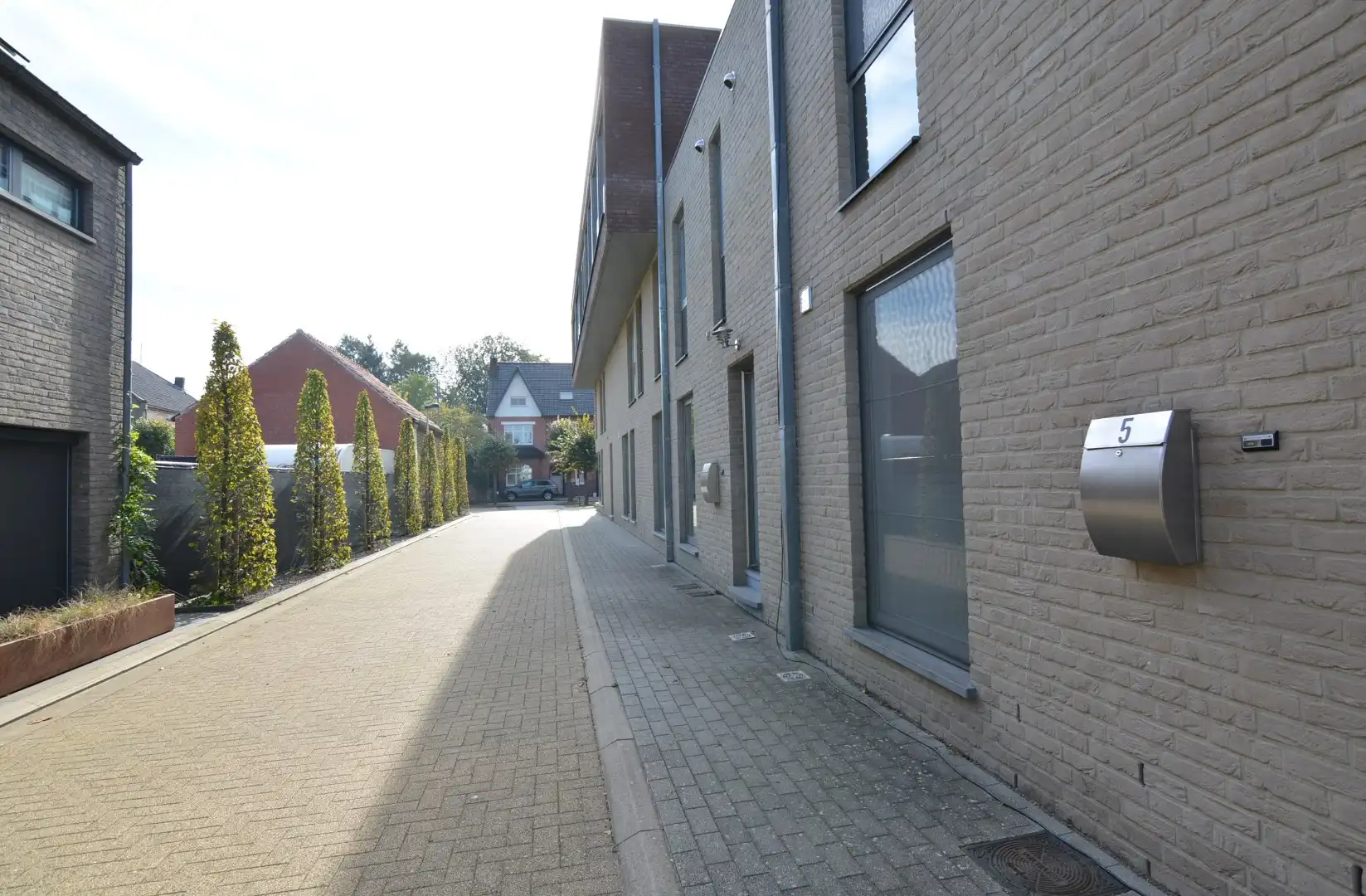 Moderne appartementswoning met 3 slpk, dubbele garage en terras. foto 23