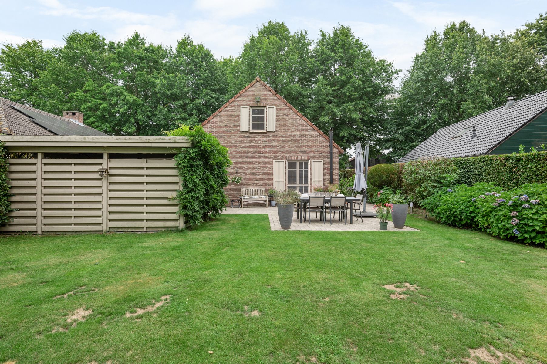 OB op 604 m2 grond, 4 slpks, tuin, carport, gerenoveerd foto 27