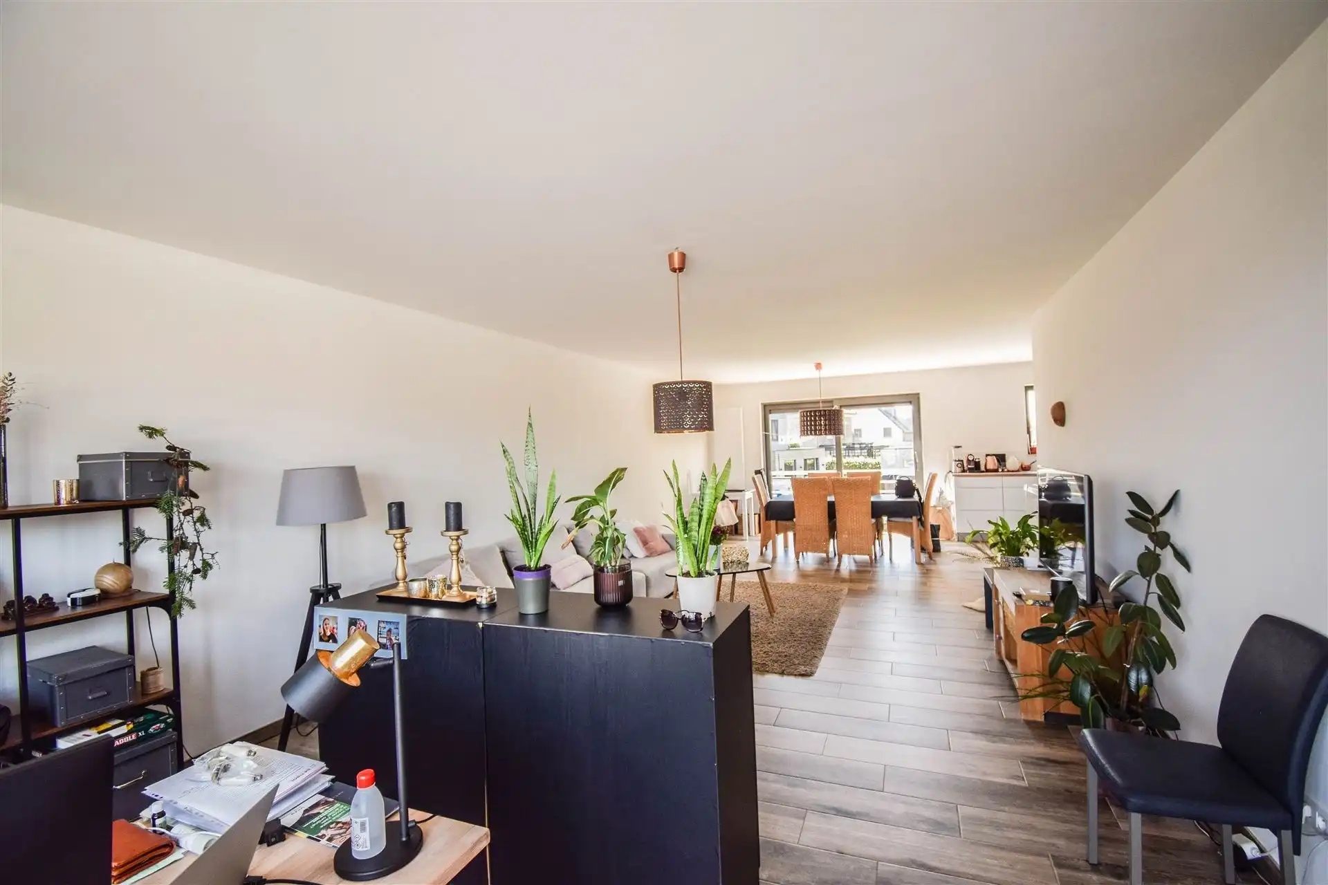 Aan de rand van de stad, rustig gelegen duplex foto 2