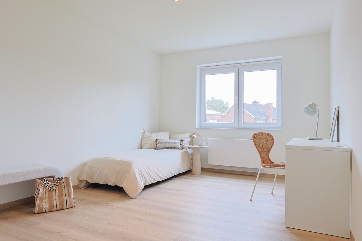 Twee halfopen woningen op ruime percelen in Erpe-Mere foto 8