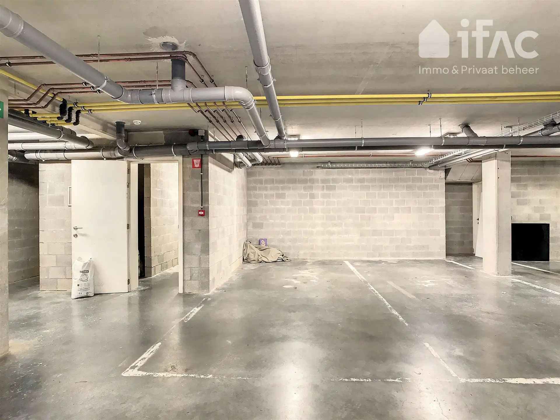 Recent gelijkvloers appartement met 2 slaapkamers en parking foto 15