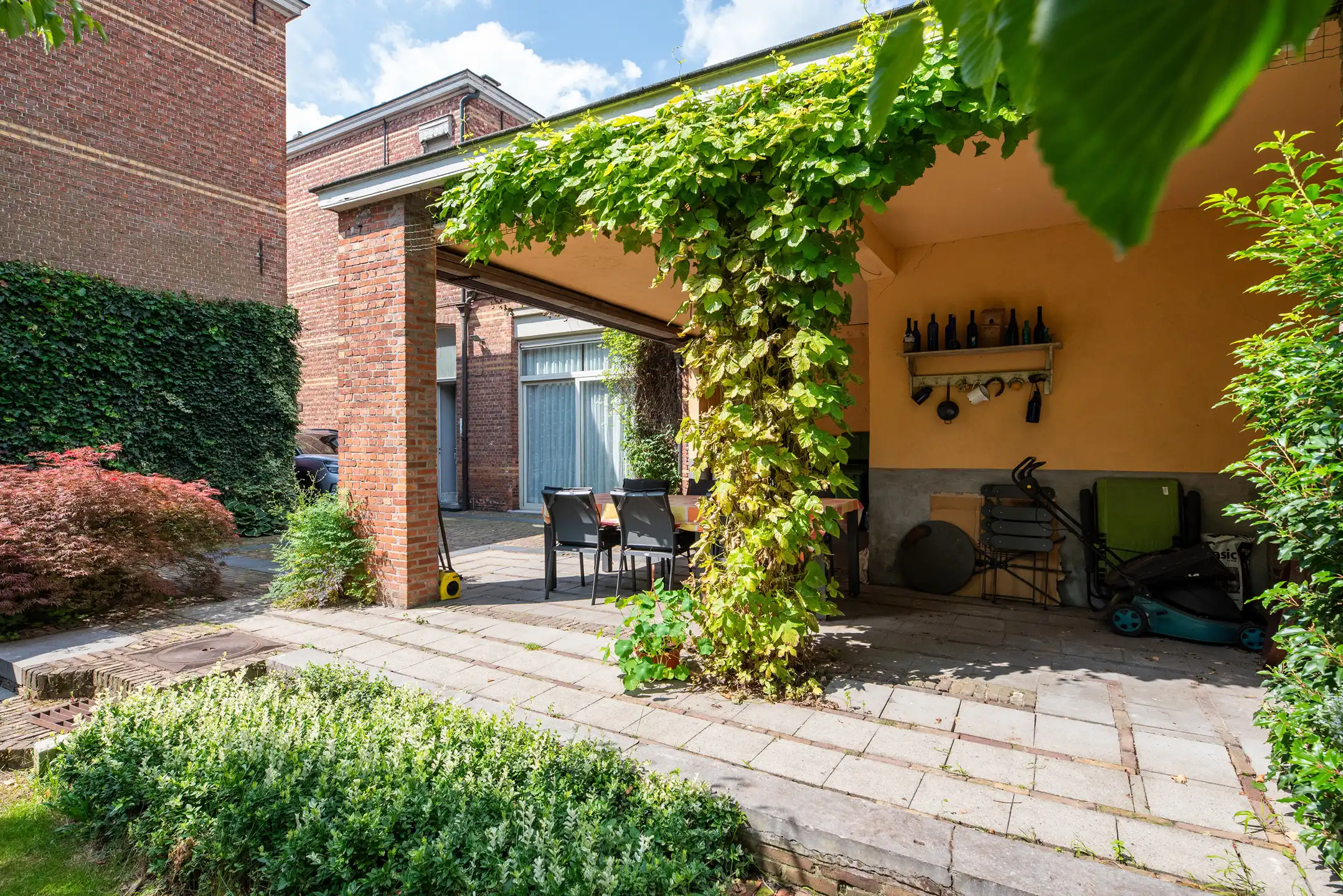 Prachtige directeurswoning met bijgebouw en eigen parking in centrum Turnhout foto 29