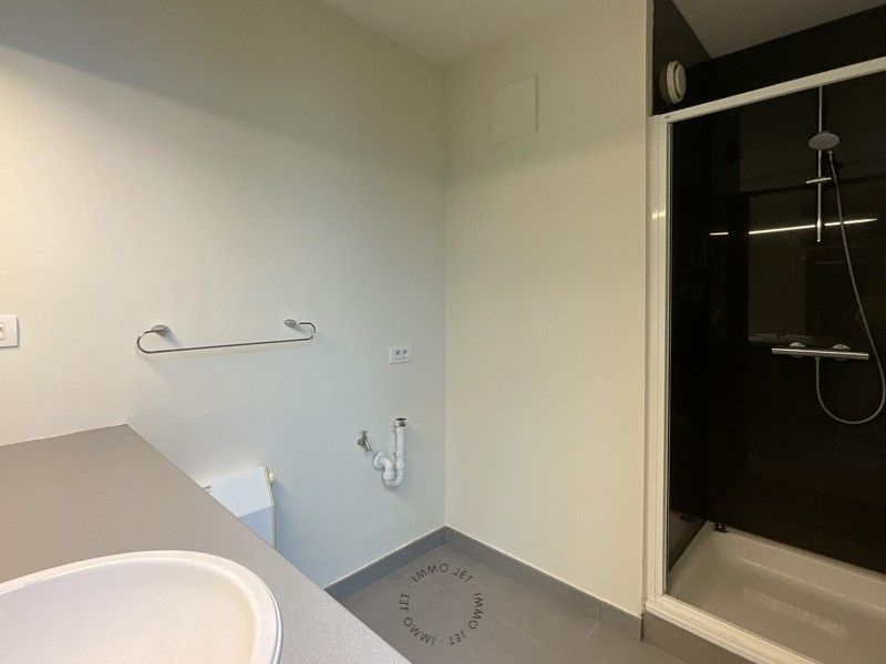 Mooi duplex-appartement met 3 slaapkamers en 2 badkamers nabij centrum Melsele foto 9