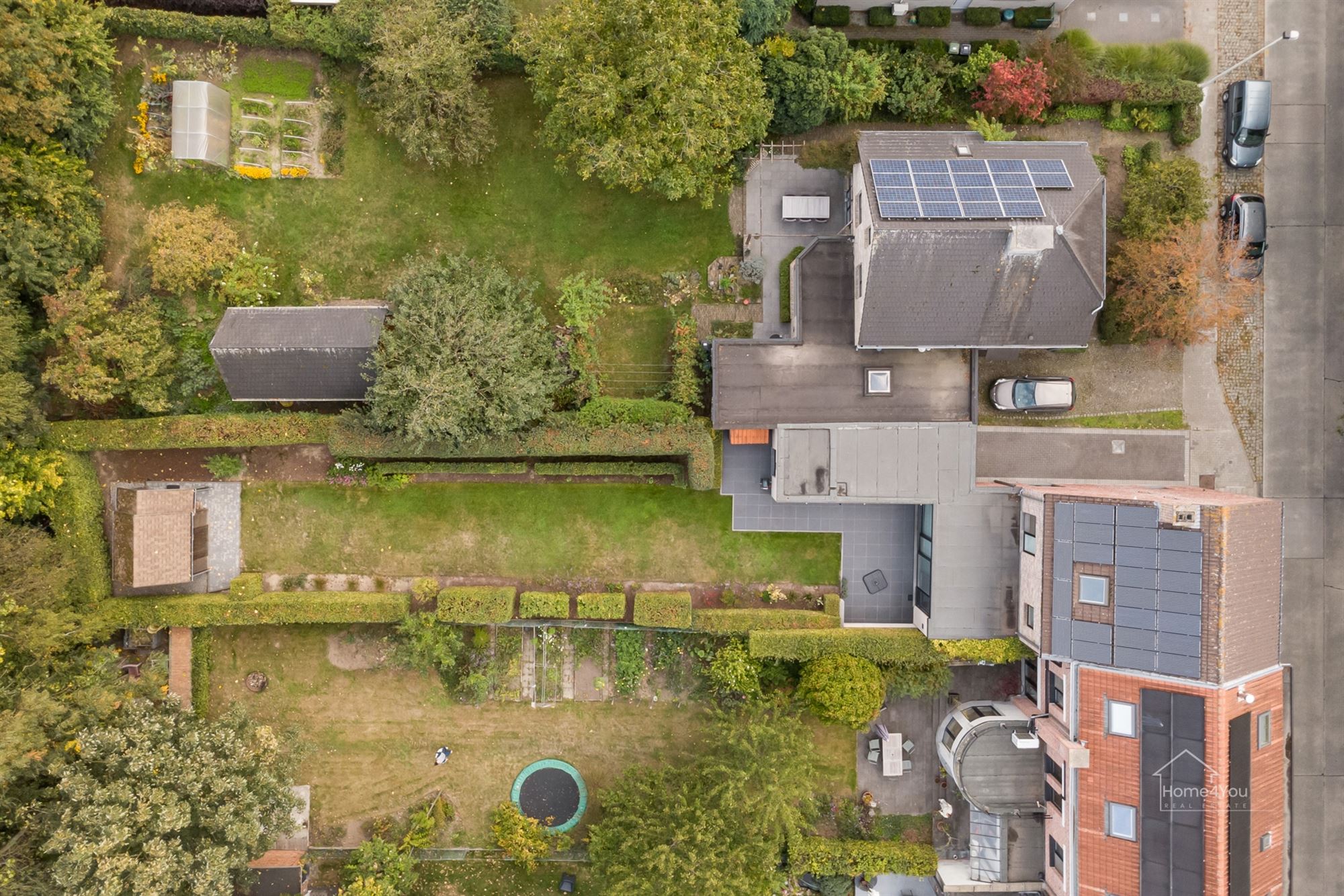 Instapklare gezinswoning met 4 slaapkamers en tuin foto 24