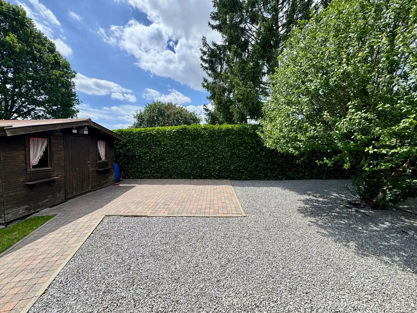 Ruime woning met aangename buitenruimte (H.O.B.) foto 3