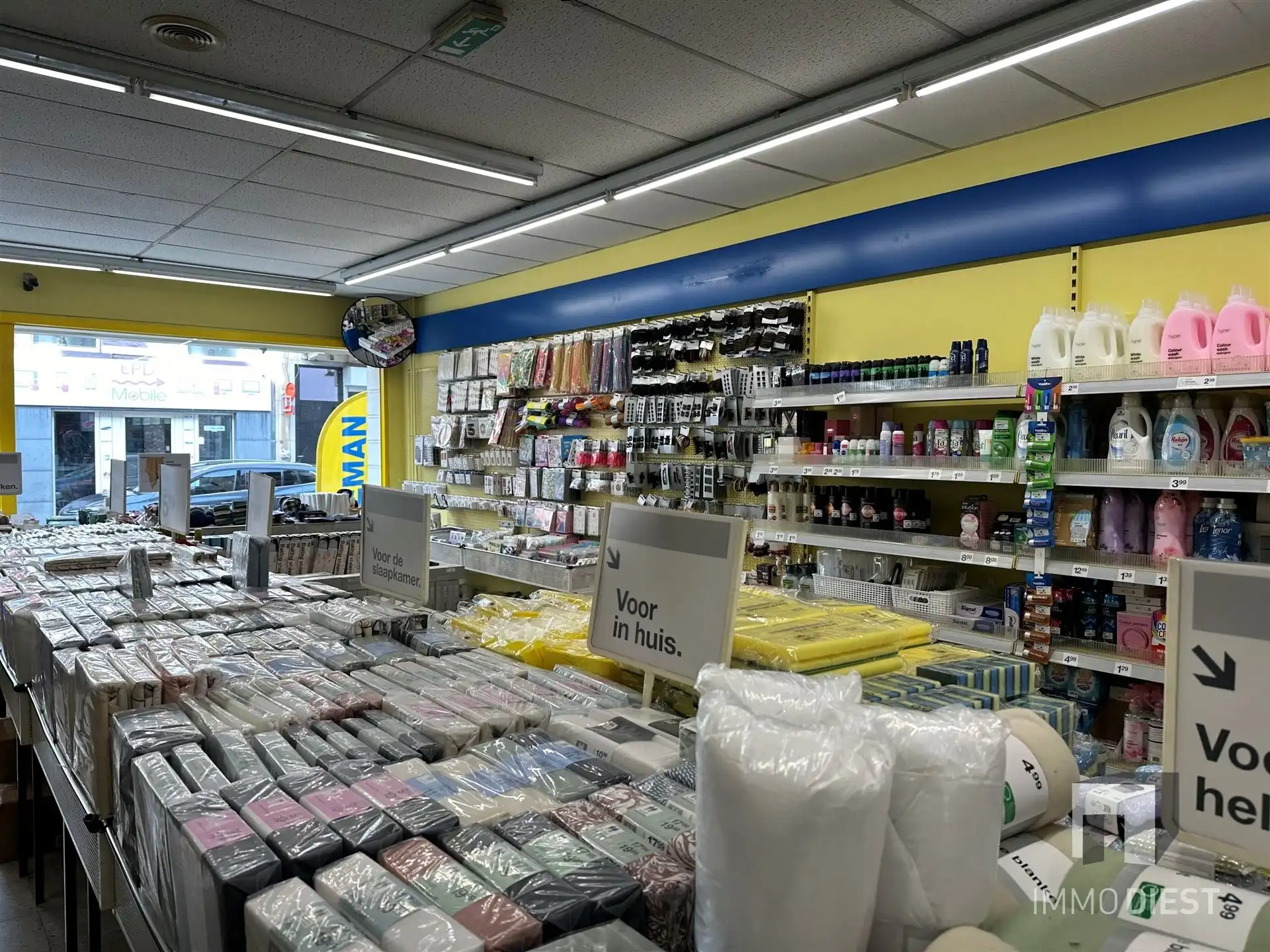 Retail met ca 260m² en constante huurder foto 9