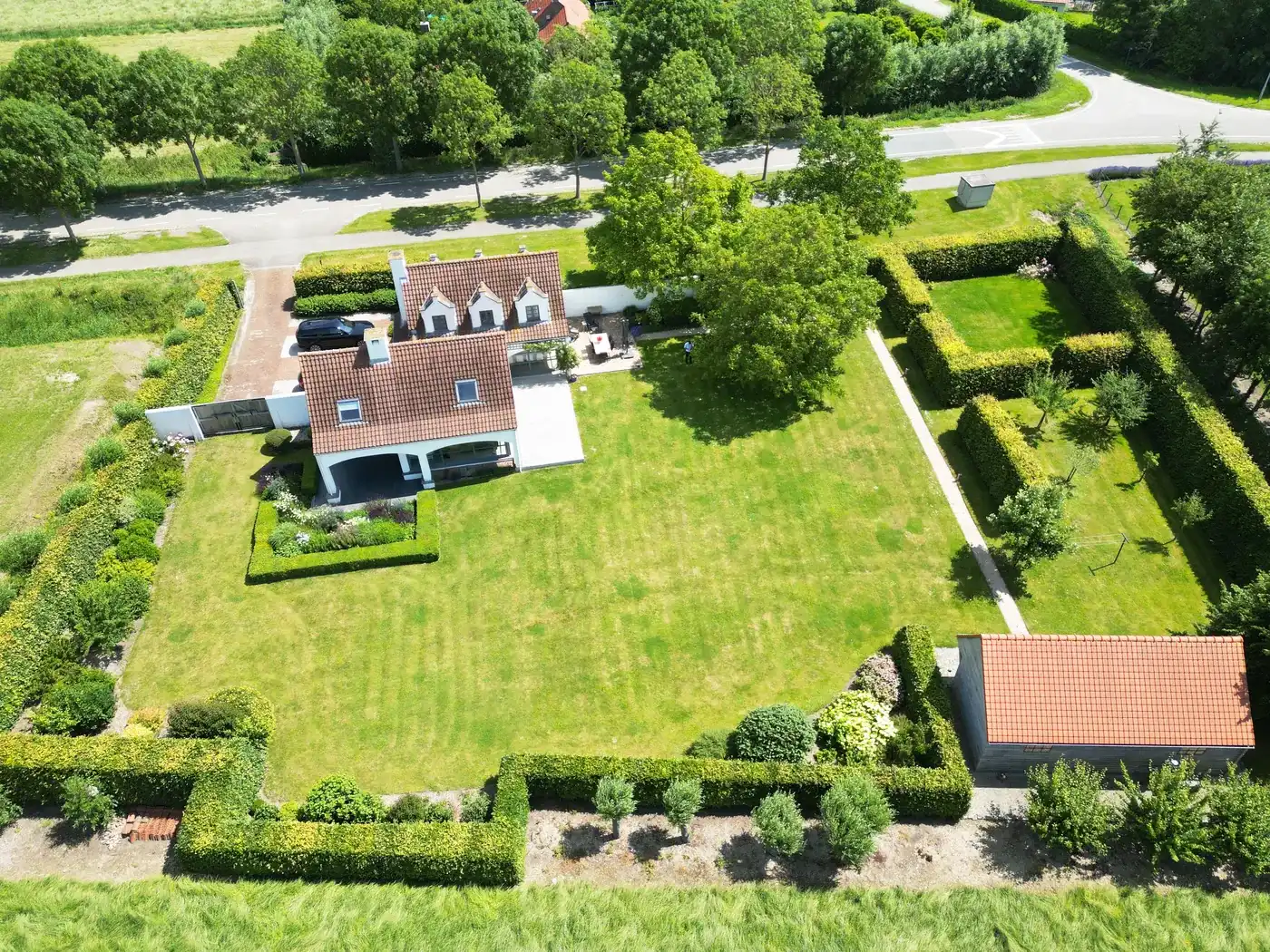 Prachtige alleenstaande villa met adembenemende open zichten. foto 14