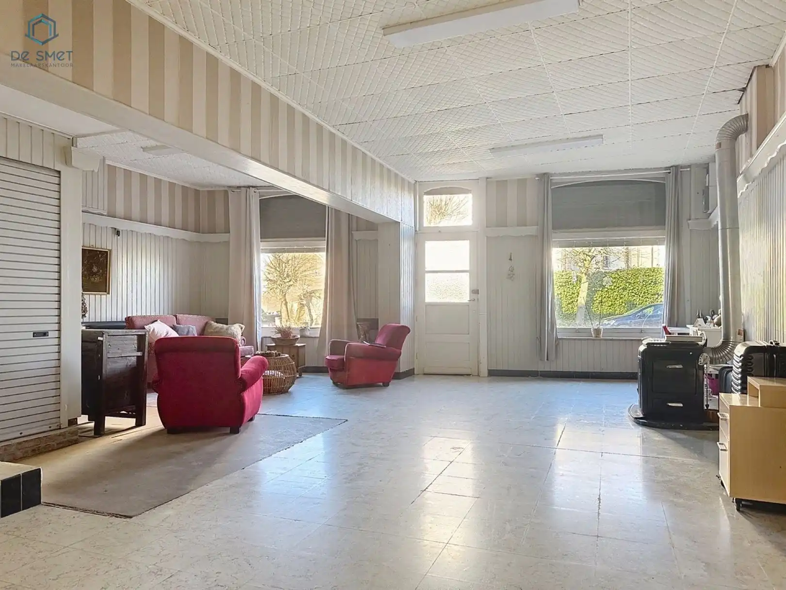 Ruime woning met veel potentieel! foto 4