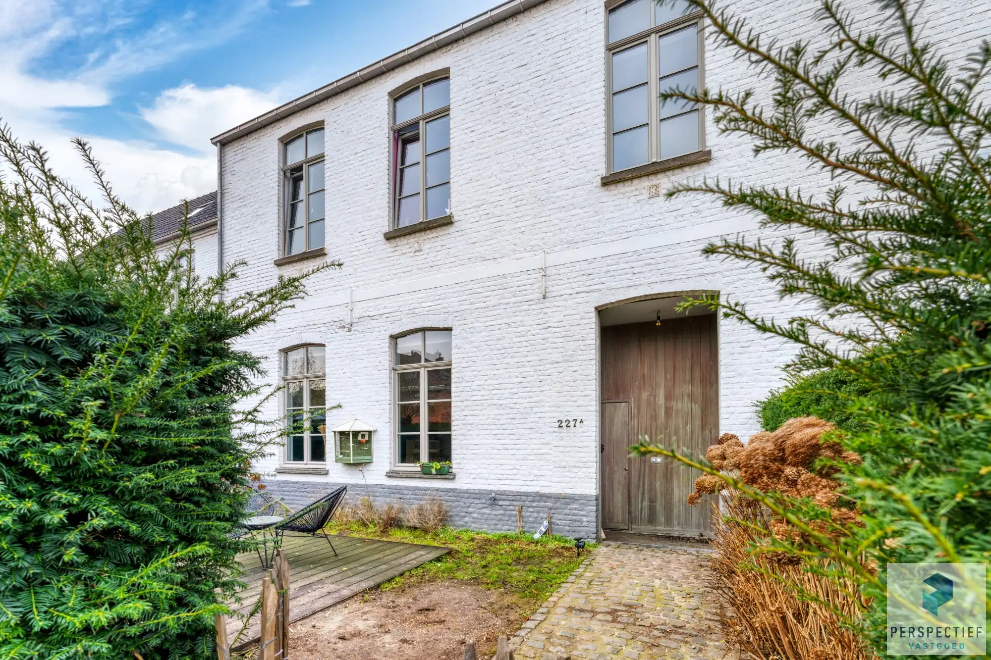 IN OPTIE - COMPROMIS IN OPMAAK | Ruime gerenoveerde woning met tuin & 2 privatieve autostaanplaatsen foto 24