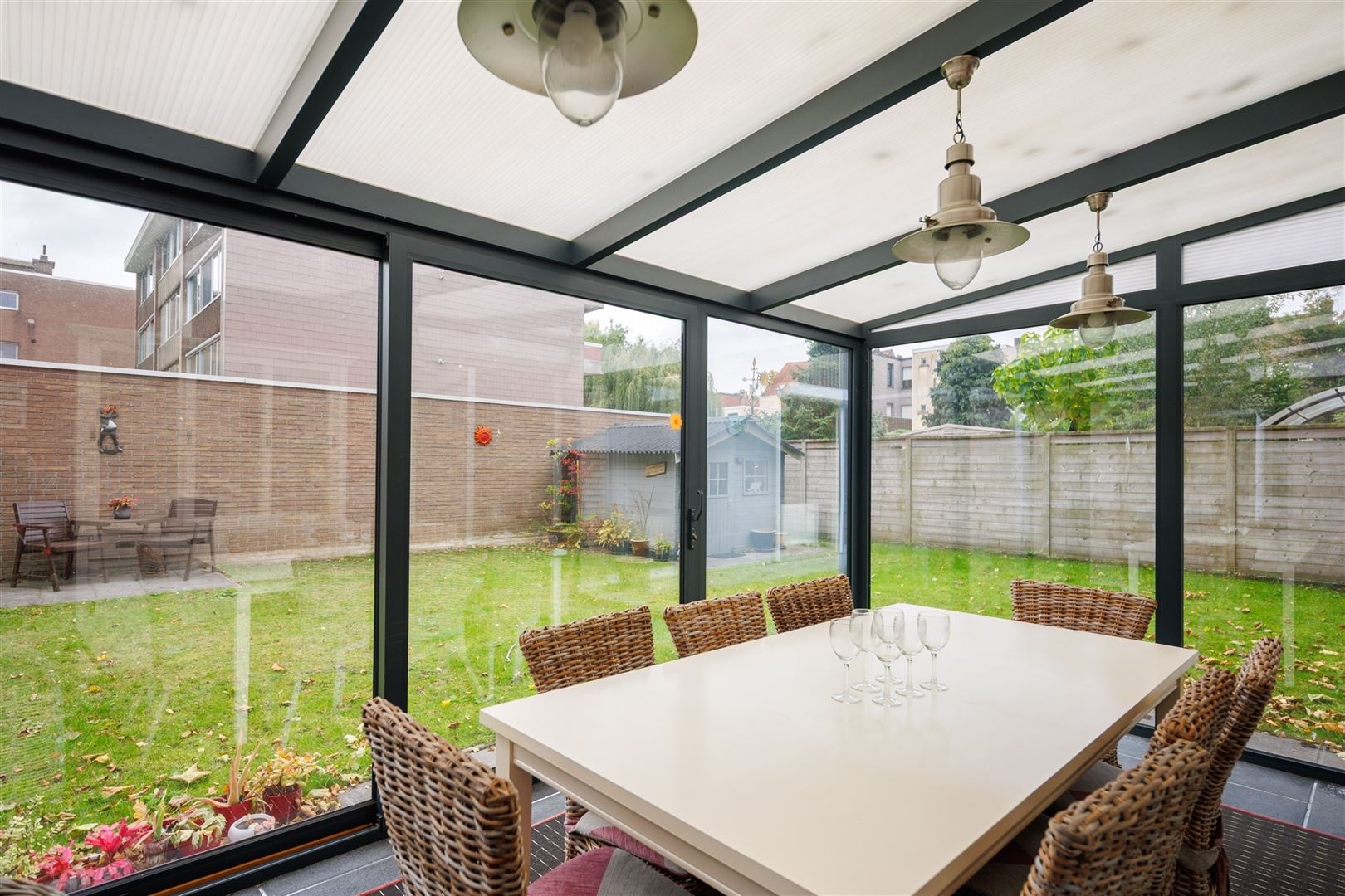 Uniek gelijkvloersappartement met tuin, dubbele garage en tal van mogelijkheden foto 7
