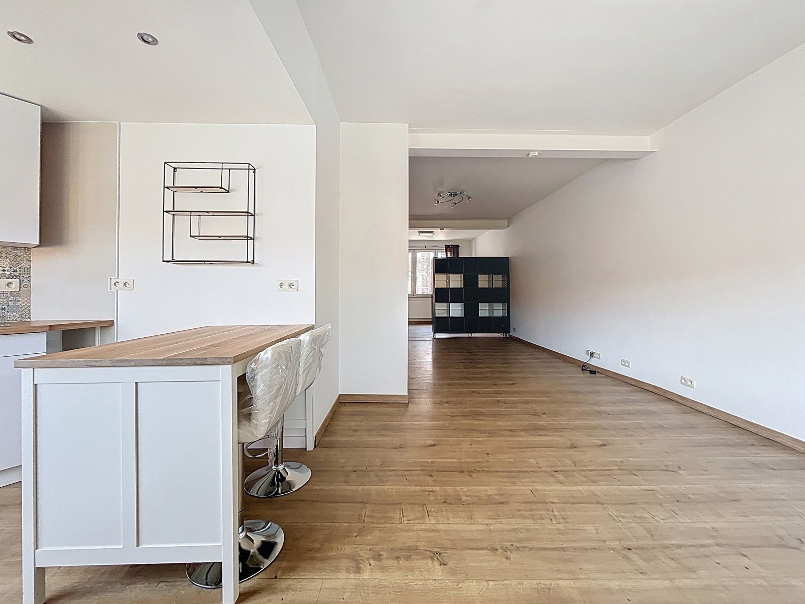 Instapklaar 1 slaapkamer appartement op het 1ste verdiep te huur.  foto 10