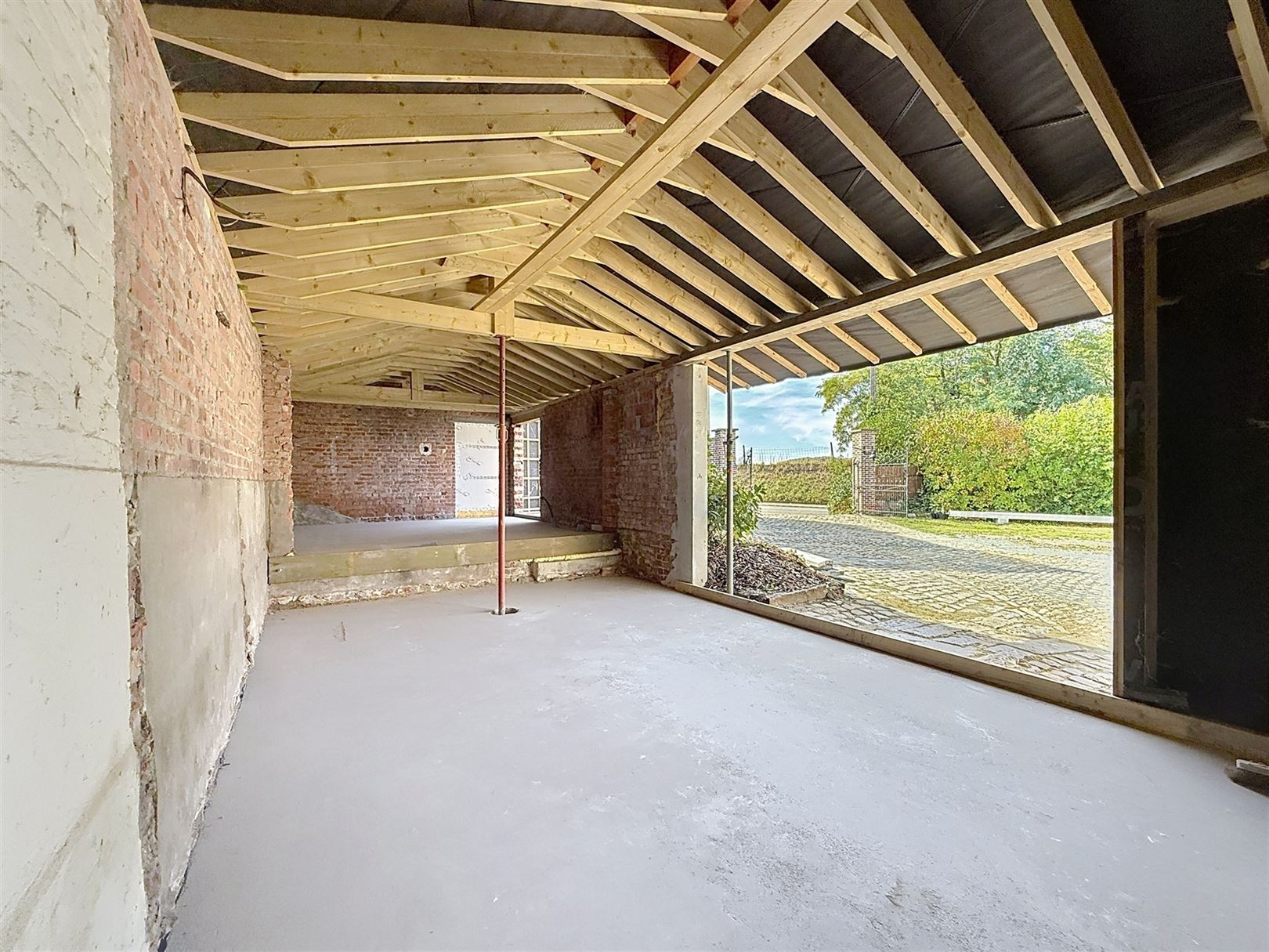 Energiezuinige, volledig gerenoveerde hoeve met bijgebouwen, 7a 83ca foto 68
