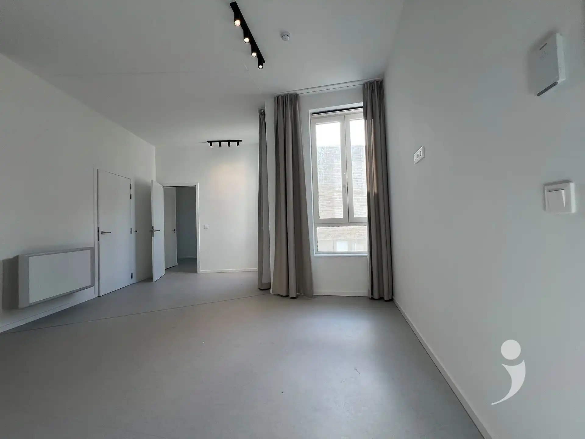 Conciërge appartement 00.08 foto 3