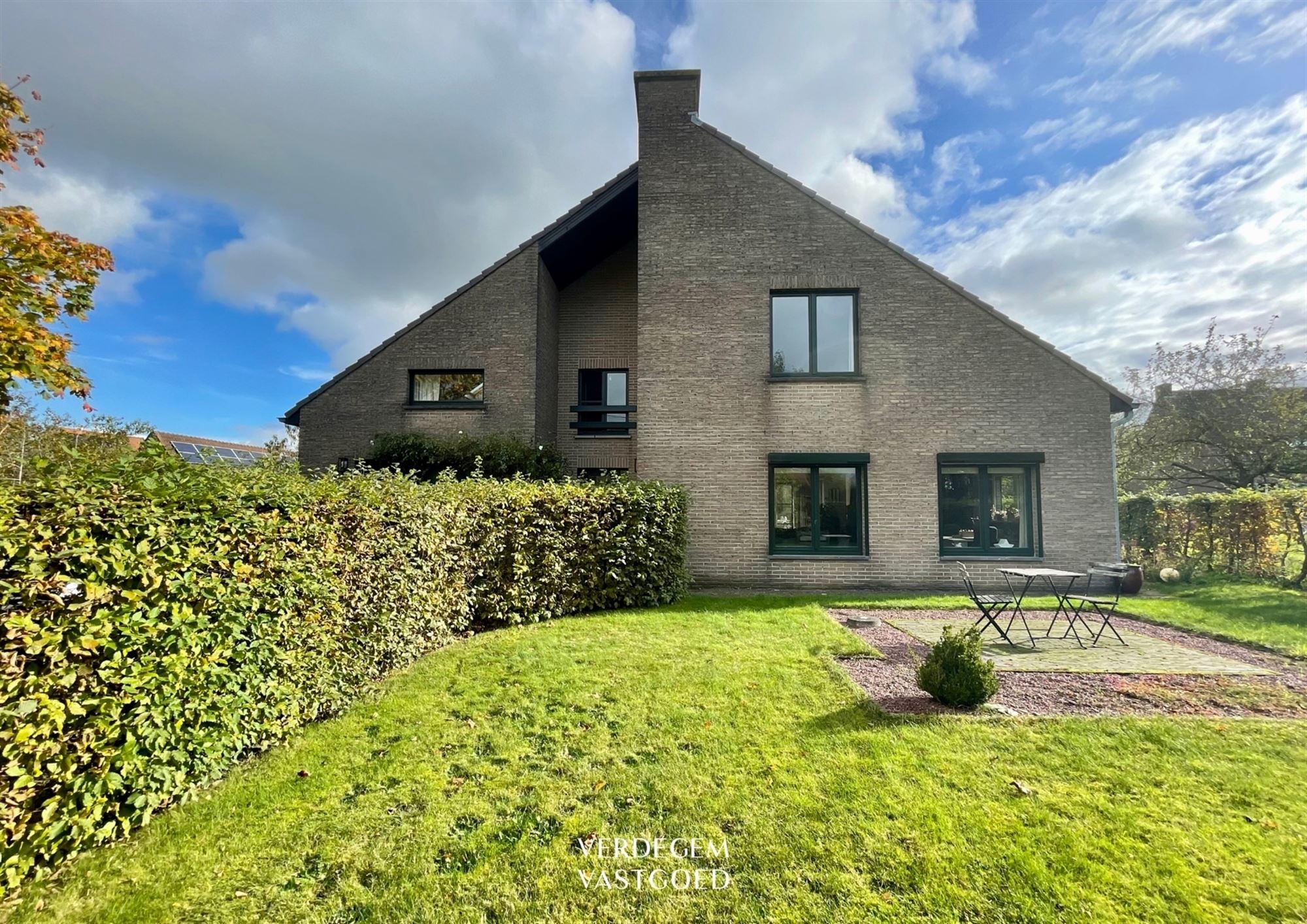 Prachtig wonen in landelijk gebied, met 3 grote slaapkamers en heerlijke tuin foto 27