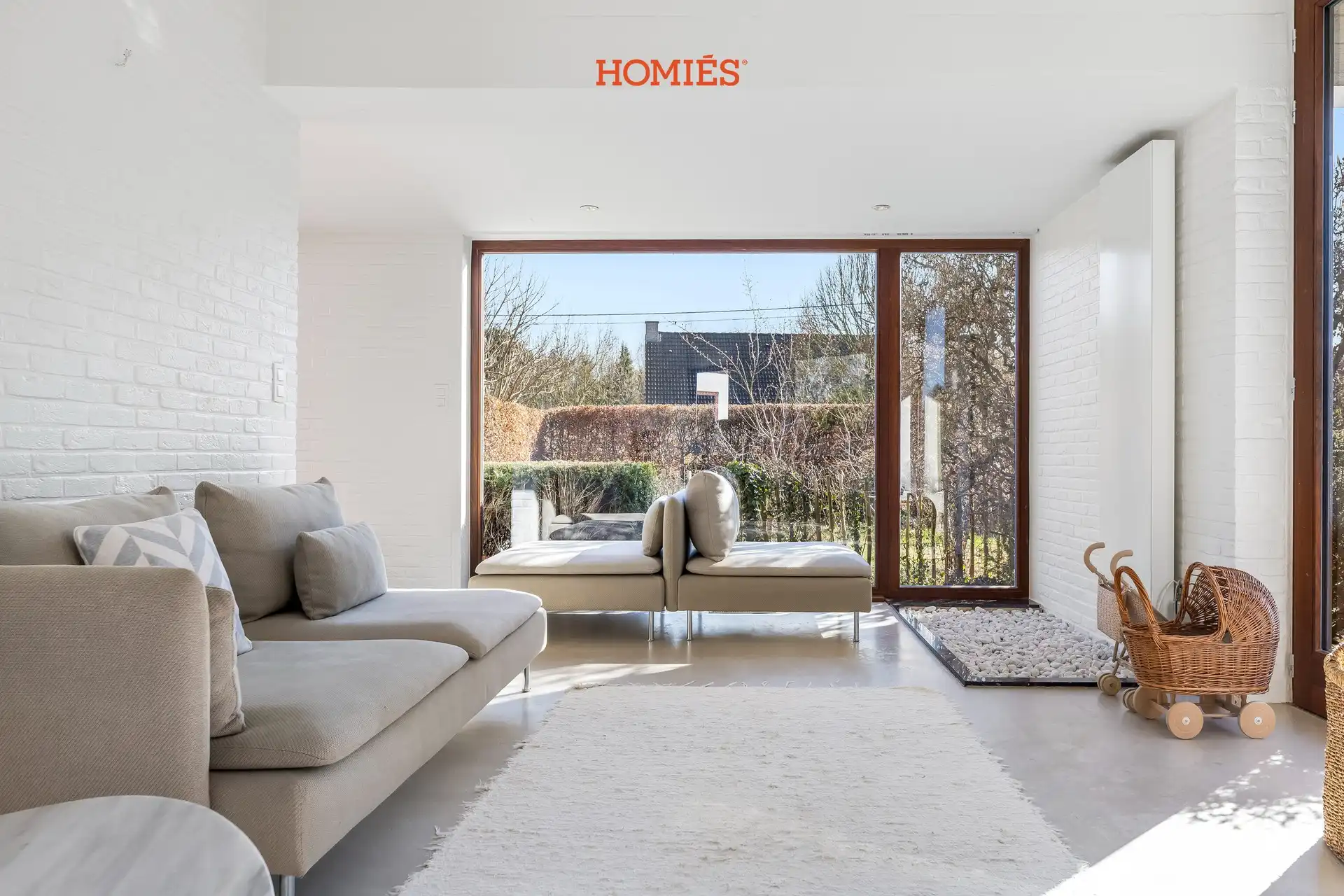 Unieke architectenwoning met veel lichtinval foto 3