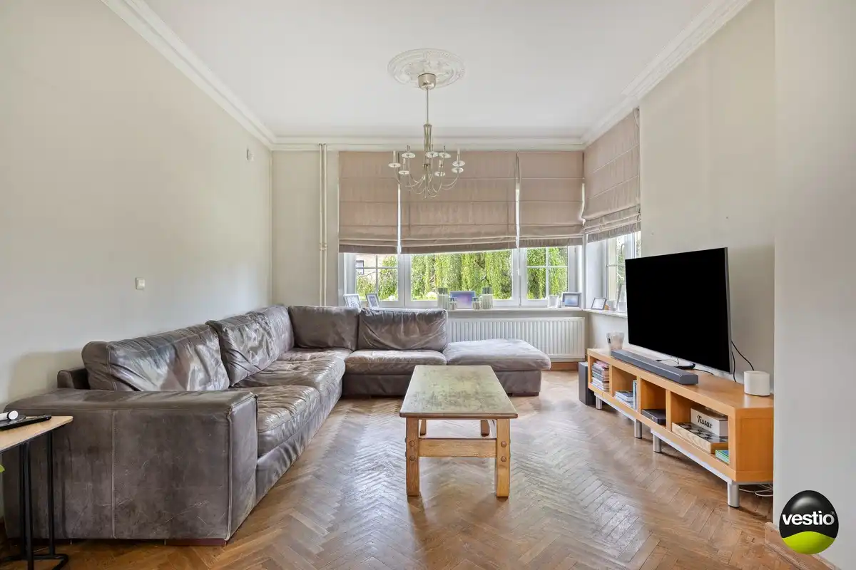 Exclusieve open bebouwing met 5 slaapkamers, zwemvijver en zonnige tuin op 17a 98ca foto 4