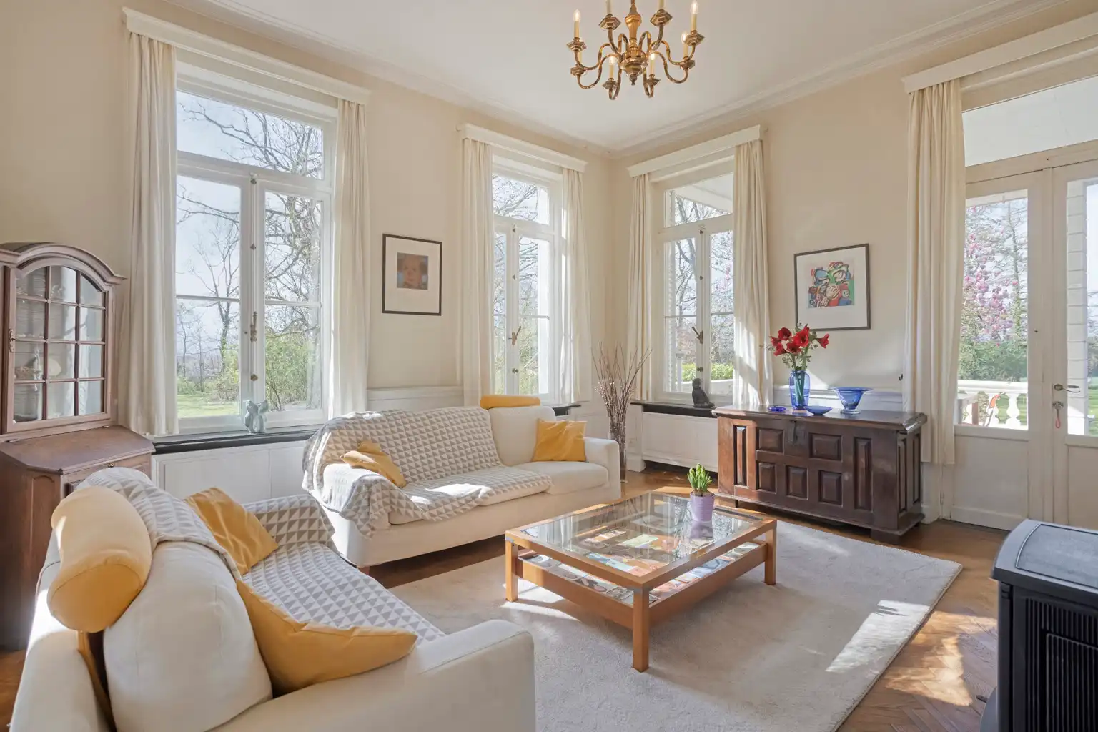 VILLA MET KOETSHUIS EN LANDGOED IN TIENEN foto 2