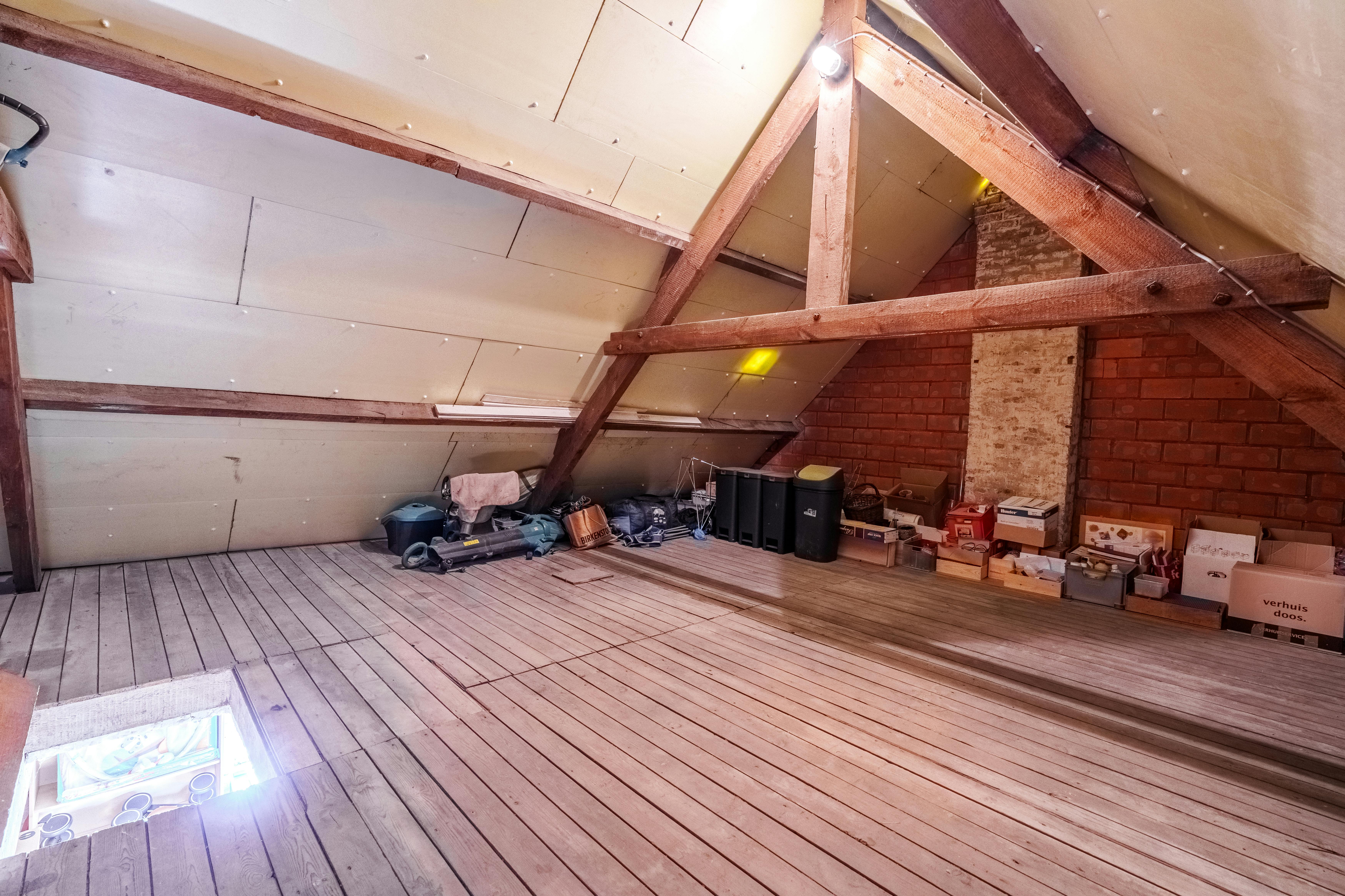 Uitzonderlijke stadswoning met praktijkruimte in Torhout foto 39