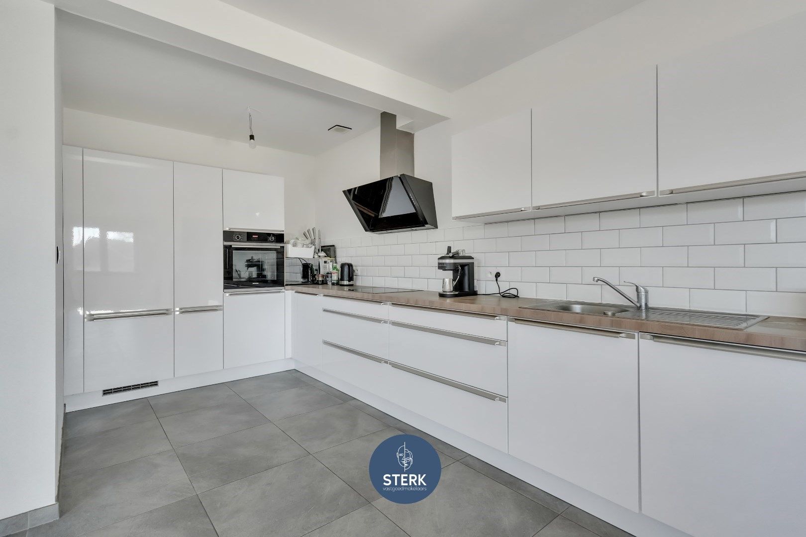 ENERGIEZUINIG DUPLEX-APPARTEMENT MET 4 SLPKS TE SMEERMAAS-LANAKEN !  foto 9