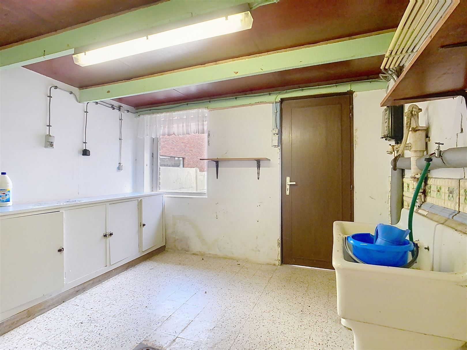 Op te frissen woning, 4 slpks, tuin, garage, 10 are foto 45