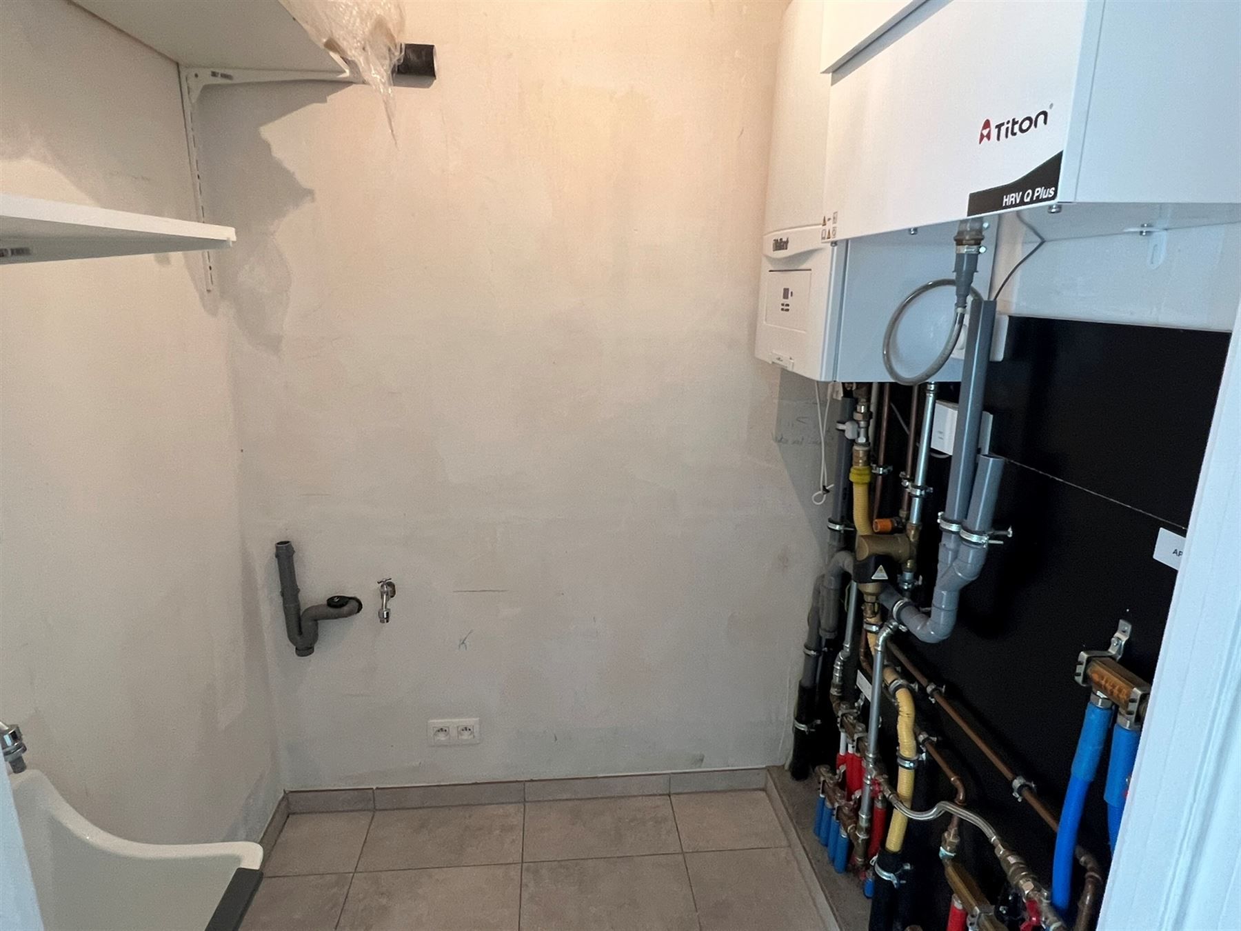 Comfortabel, goed gelegen appartement met 2 slaapkamers, terras en garage foto 11