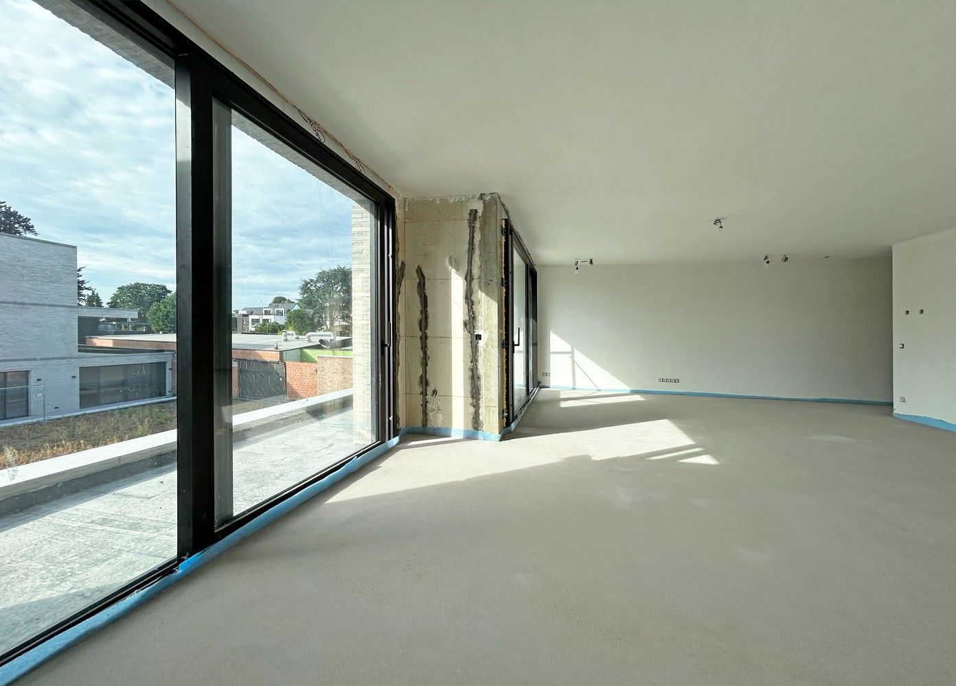 3 Slaapkamer appartement met zonovergoten terras! foto 5