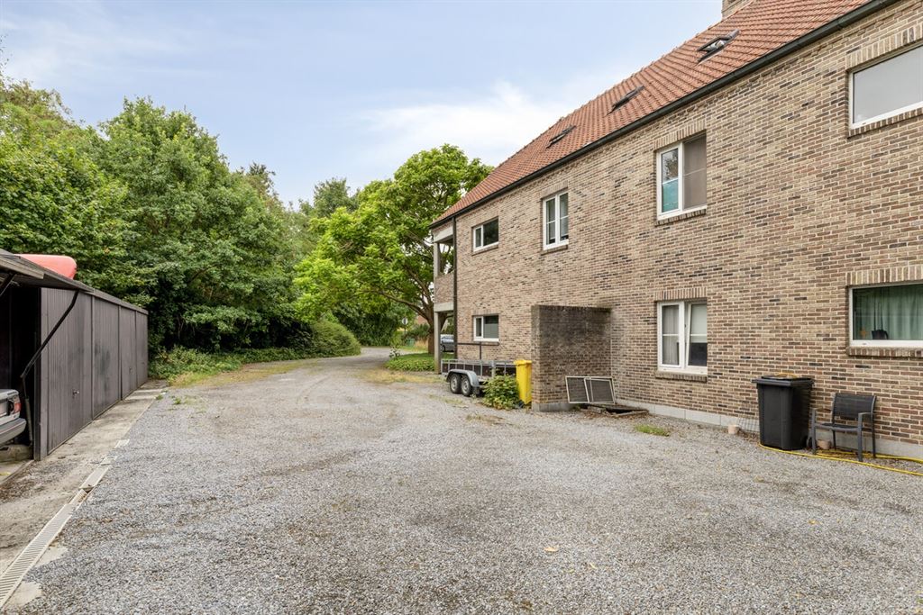 Twee ruime, te renoveren, woningen te koop!  foto 12