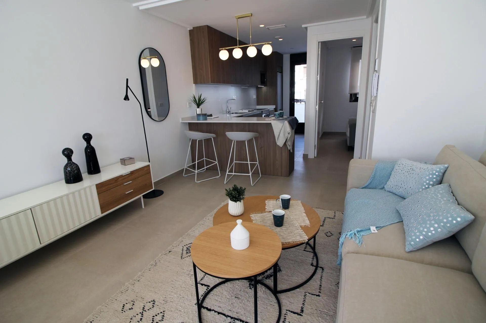 Zon, zee en stijlvol wonen: exclusieve vakantiewoningen in het hart van Pilar de la Horadada foto 2