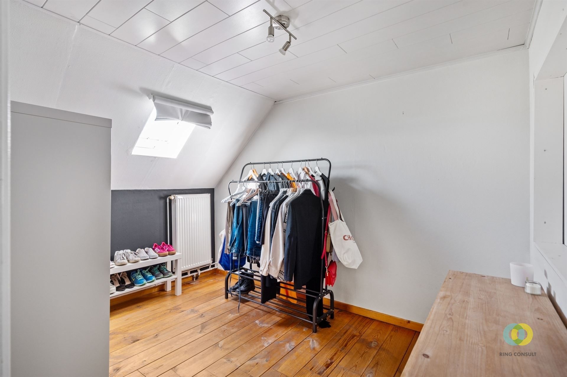 Woning met tuin en carport foto 21