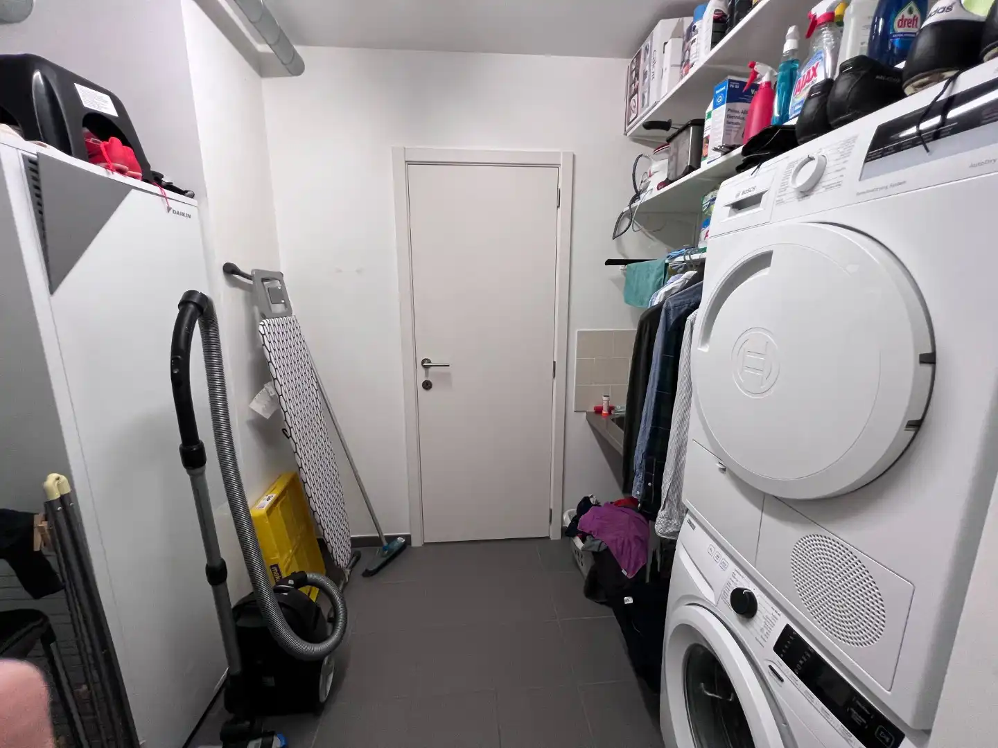 Modern energiezuinig appartement met 2 slaapkamers, terras en inpandige garage in Lievegem foto 5