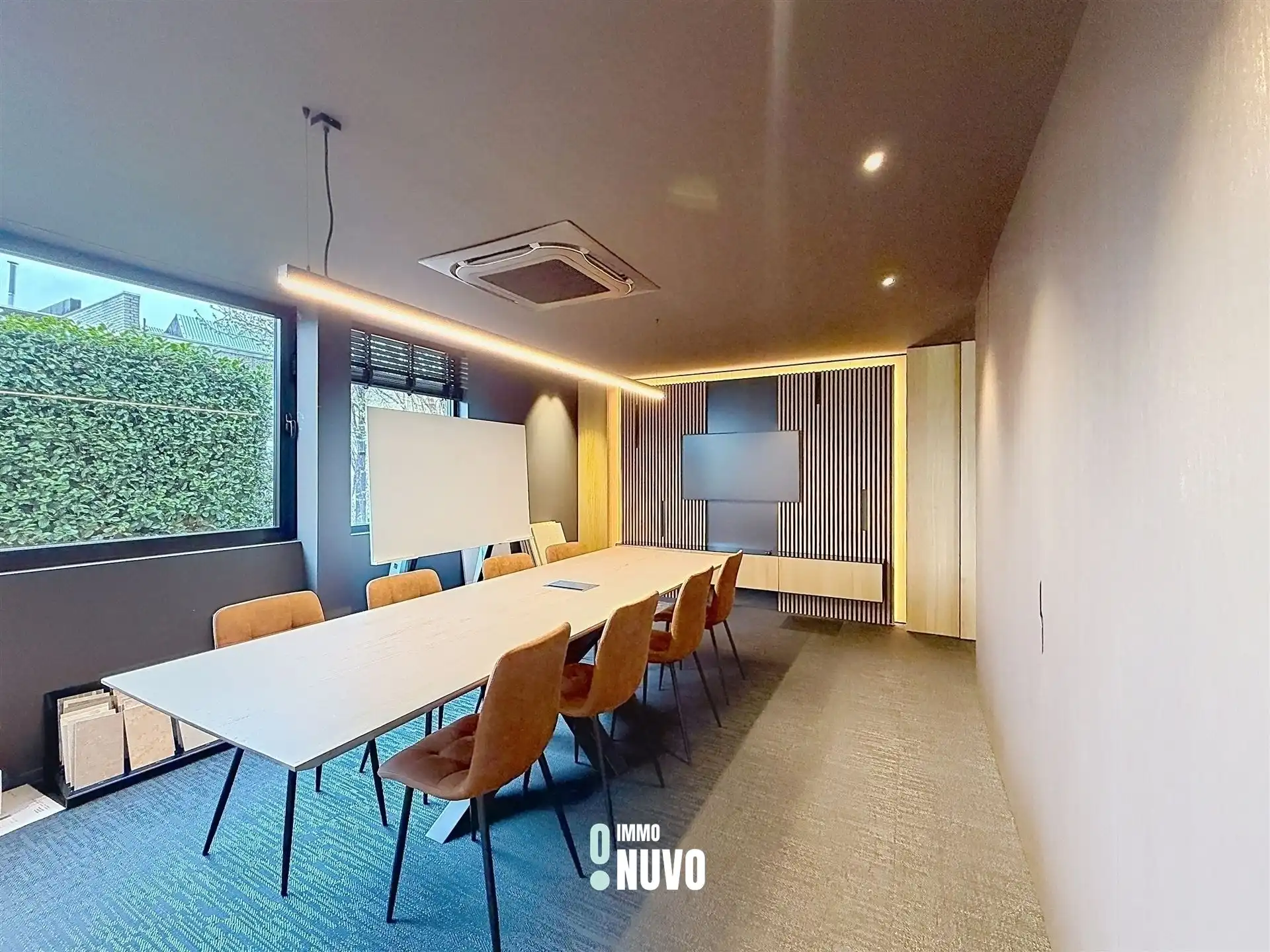 Magazijnen + Kantoren + Showroom foto 21