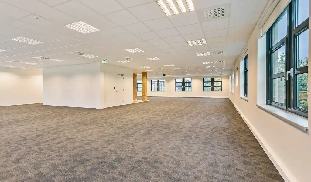Gelijkvloers kantoor te huur in E19 Business Park te Mechelen foto 11
