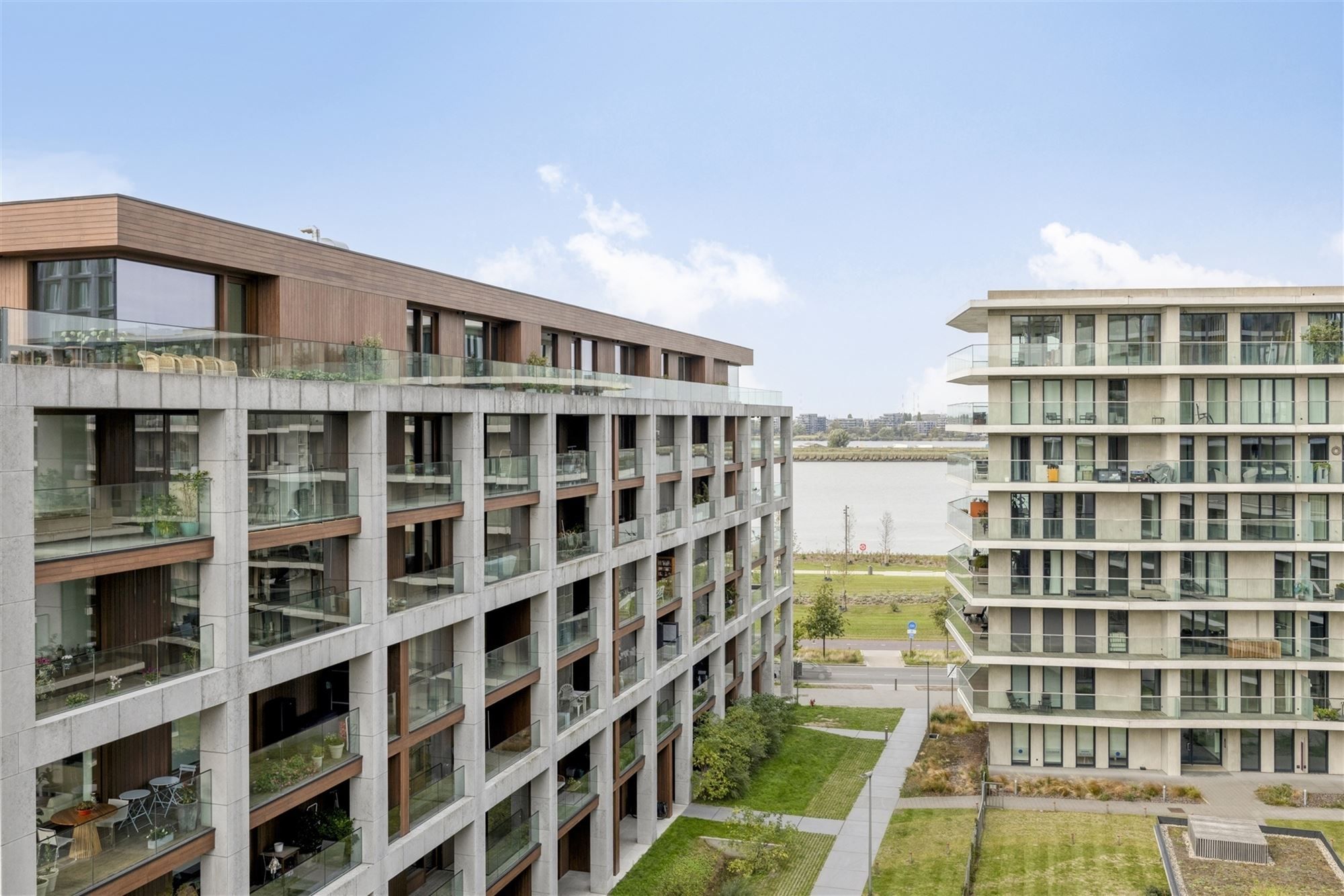 Lichtrijk appartement met 2 terrassen op het Nieuw Zuid in Antwerpen foto 24