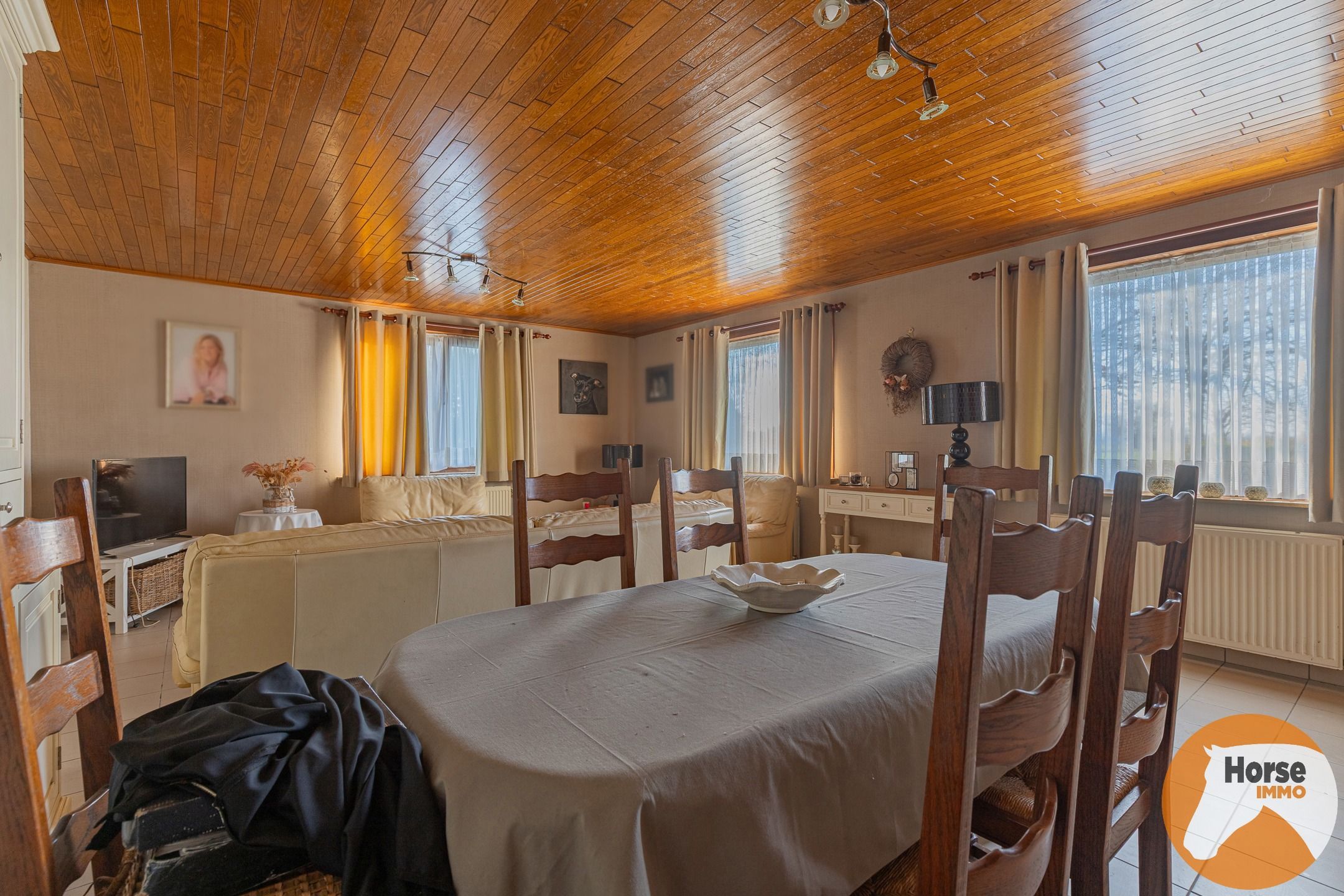 LAARNE- &nbsp;Landbouweigendom met geïntegreerde woning&nbsp; foto 6