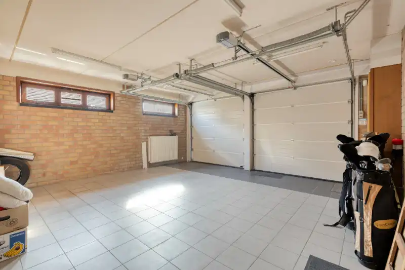 STATIGE VILLA MET PRACHTIGE TUIN OP EEN PERCEEL VAN 1.430 m². foto 31