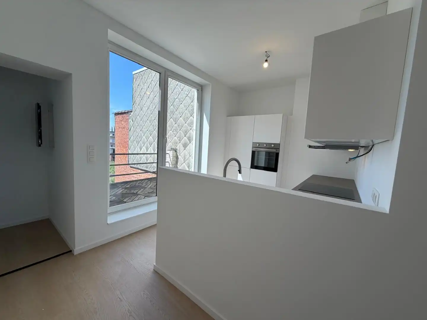 Vernieuwd appartement in het hart van Schaarbeek foto 4