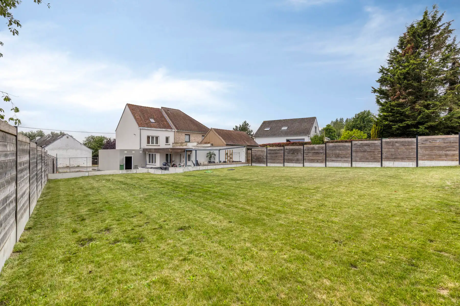 Hoofdfoto van de publicatie: *** ONDER COMPROMIS *** 