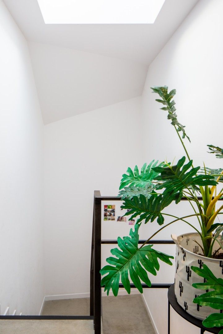 Recente studentenkamer met eigen sanitair en knap rendement foto 6