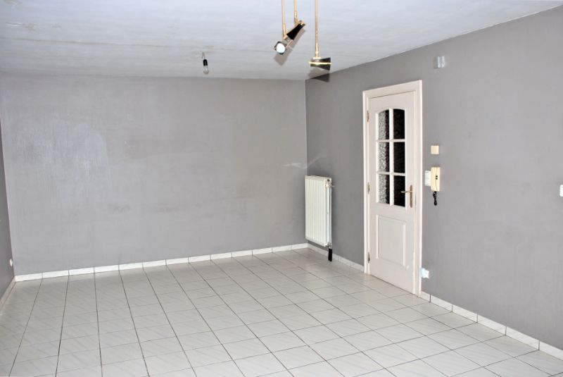 Dakapp. in het centrum met garage en 2 slpkms foto {{pictureIndex}}