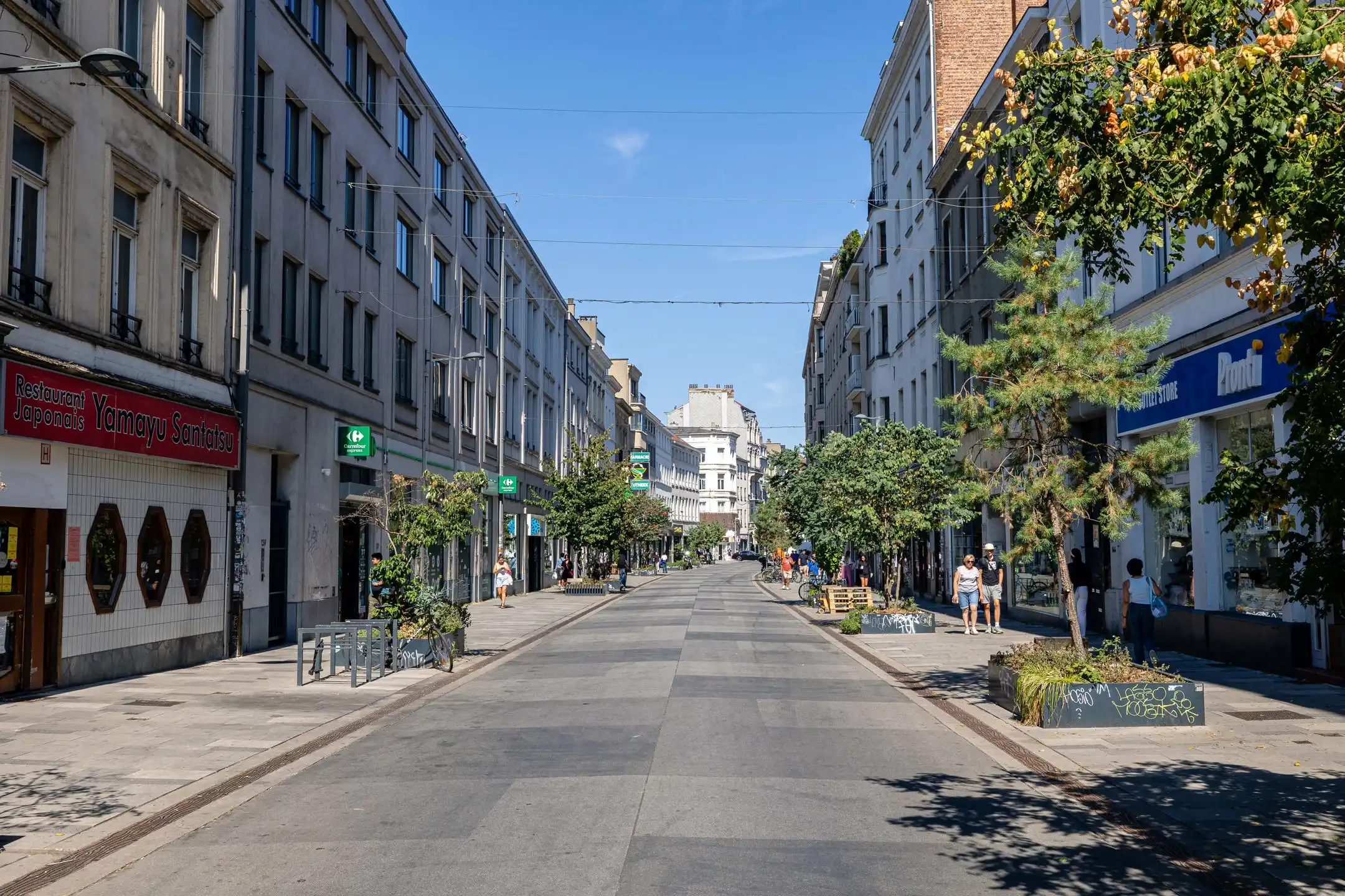 Gerenoveerd appartement met 2 slpkamers van ± 92m² foto 2