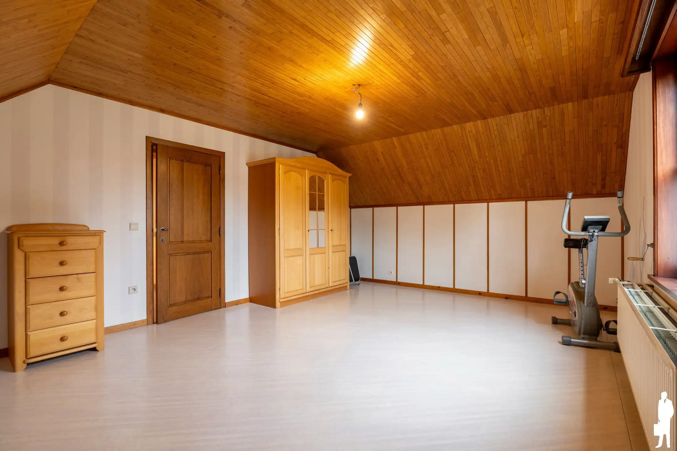 Villa - uitzonderlijke ligging; nabij Nederl.; wijde natuur foto 18
