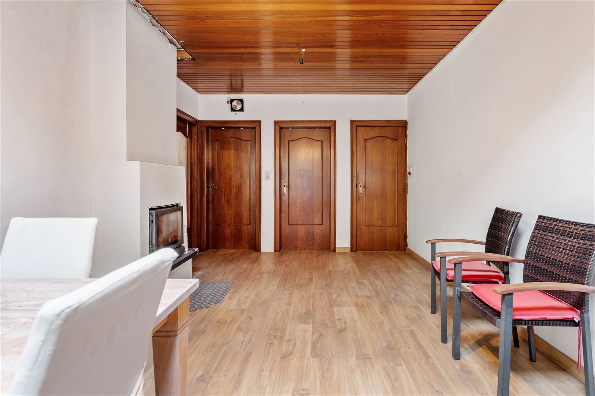 WONING MET GROOT POTENTIEEL OP IDEALE LIGGING! foto 2