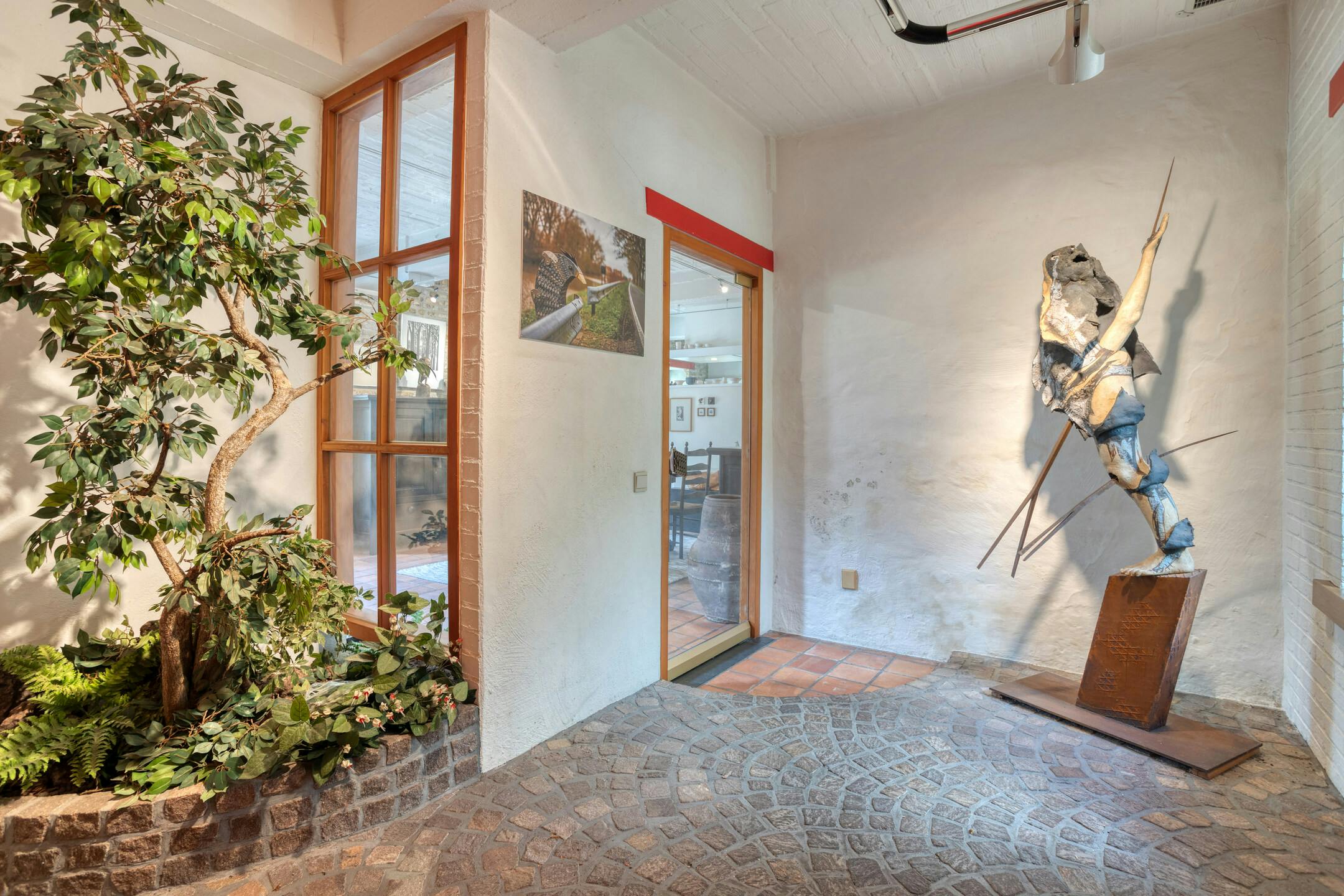 Unieke landelijke eigendom gelegen te Lo-Reninge aan het water. foto 15