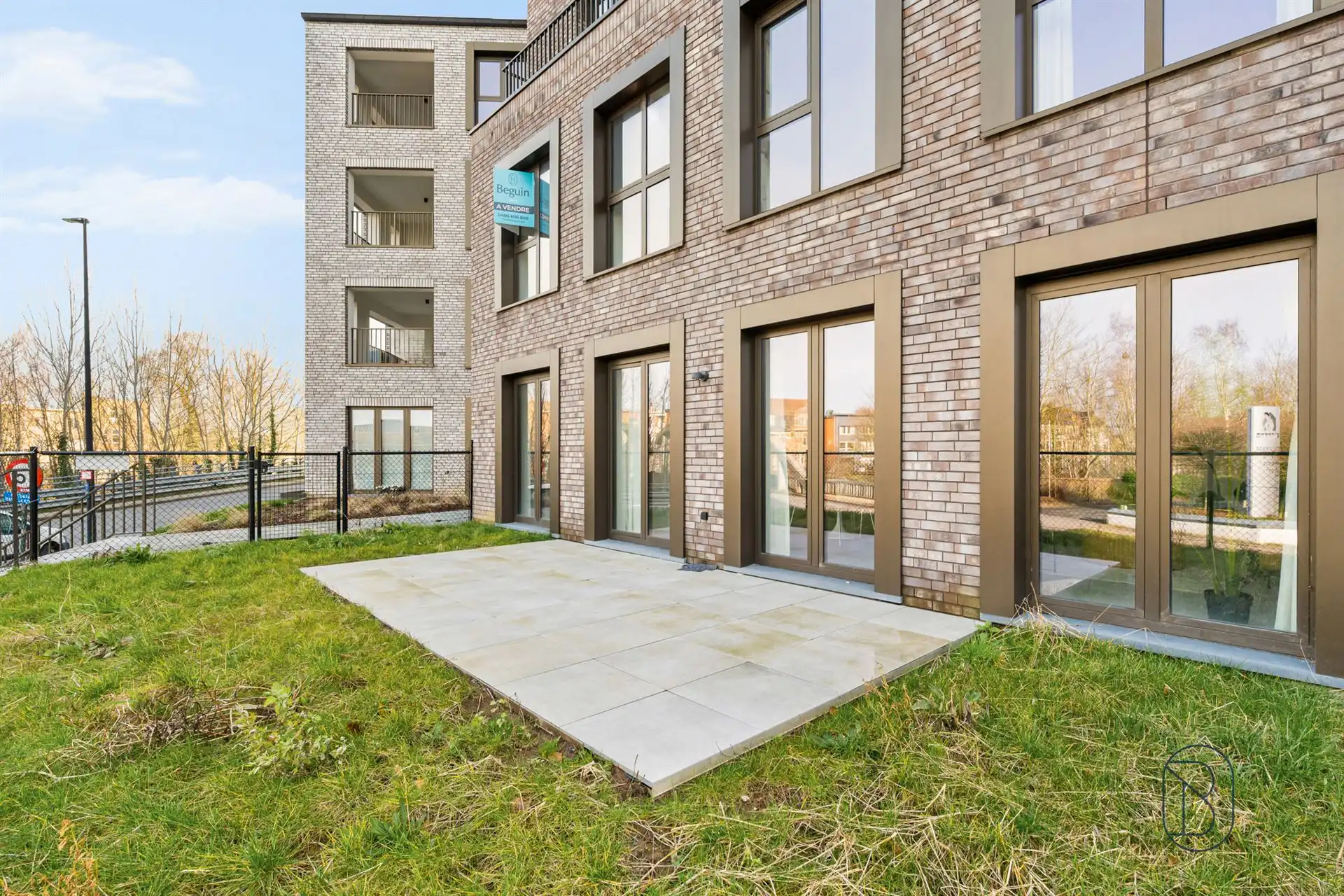 Project ROOOTS_MODERN energiezuinig PROJECT, zicht op groen! foto 6