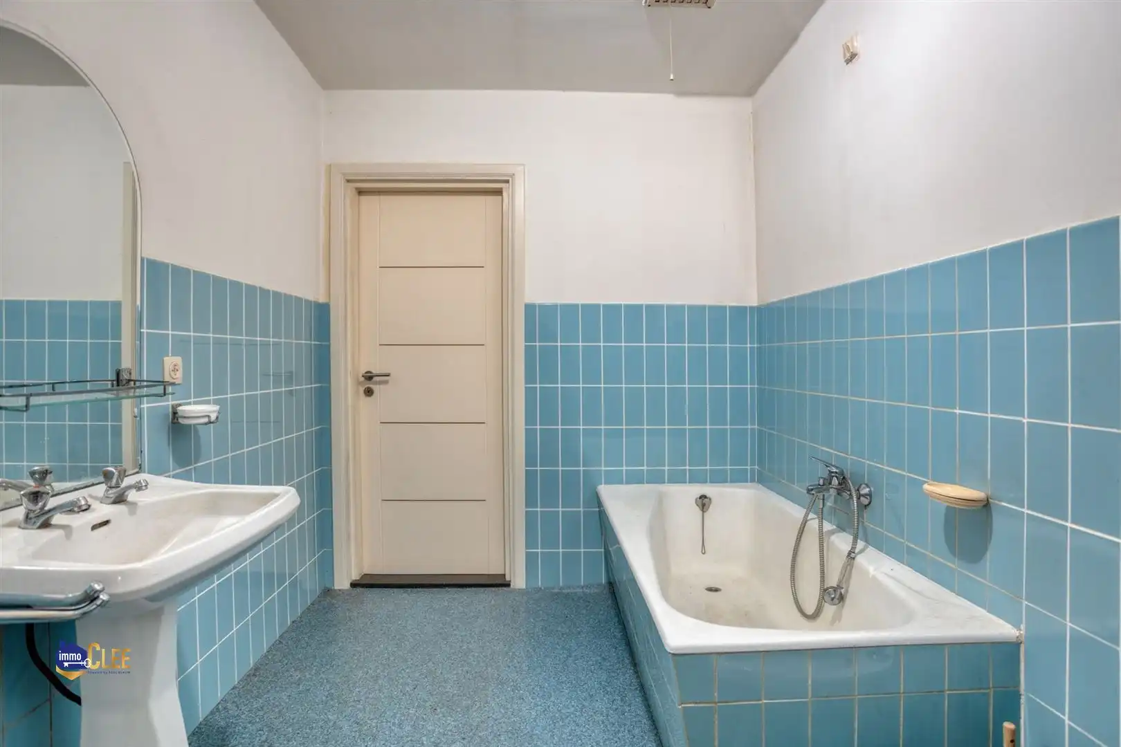 Woning met industriehal op topligging in Maasmechelen foto 13