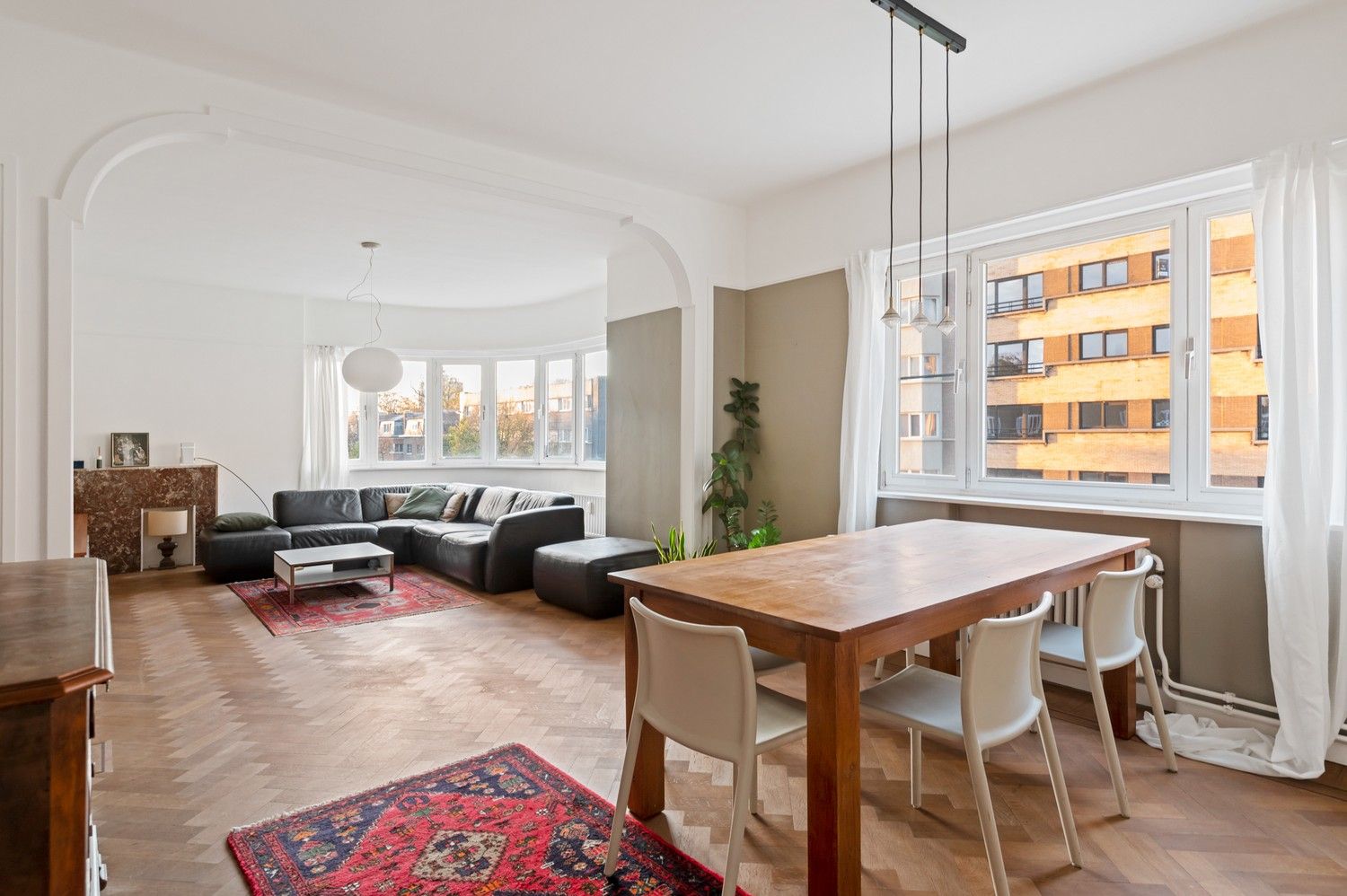 Mooi 2 slaapkamer appartement in de Tentoonstellingswijk! foto 3
