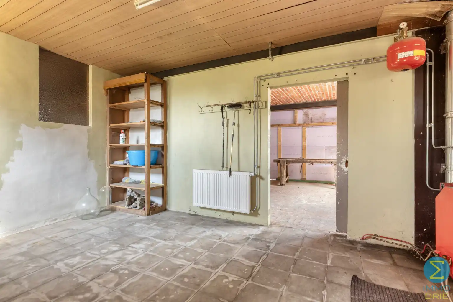 Nabij groene omgeving gelegen te renoveren woning op 567m² foto 15